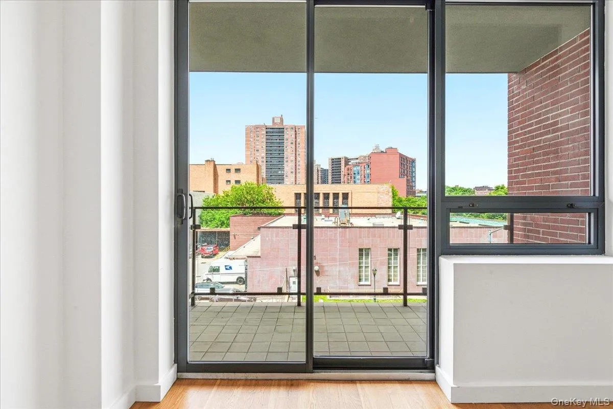 106-20 70th Avenue, New York, NY, 3 Rooms Rooms,1 BathroomBathrooms,Residential,For Rent,70th,0,1004184 106-20 70th Avenue, New York, NY, 3 Rooms Rooms,1 BathroomBathrooms,Residential,For Rent,70th,0,1004184