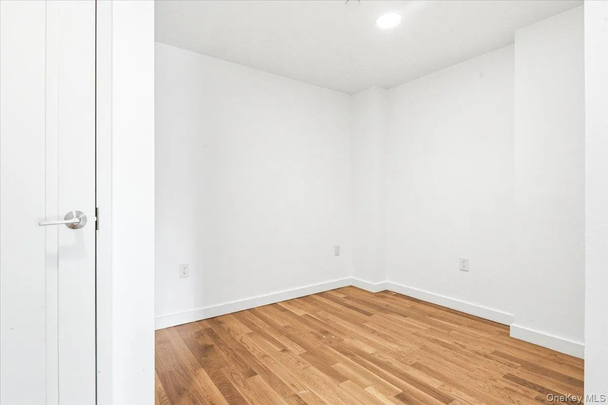 106-20 70th Avenue, New York, NY, 3 Rooms Rooms,1 BathroomBathrooms,Residential,For Rent,70th,0,1004184 106-20 70th Avenue, New York, NY, 3 Rooms Rooms,1 BathroomBathrooms,Residential,For Rent,70th,0,1004184
