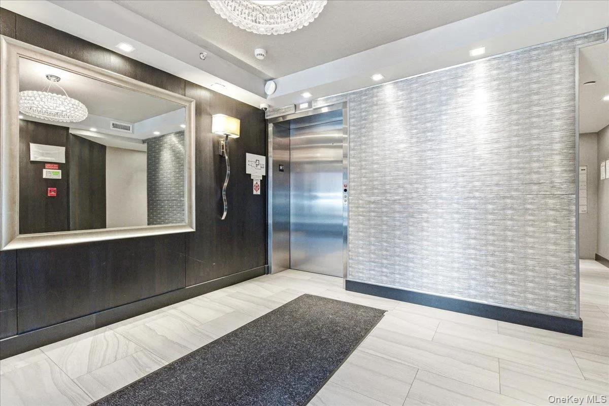 106-20 70th Avenue, New York, NY, 3 Rooms Rooms,1 BathroomBathrooms,Residential,For Rent,70th,0,1004184 106-20 70th Avenue, New York, NY, 3 Rooms Rooms,1 BathroomBathrooms,Residential,For Rent,70th,0,1004184