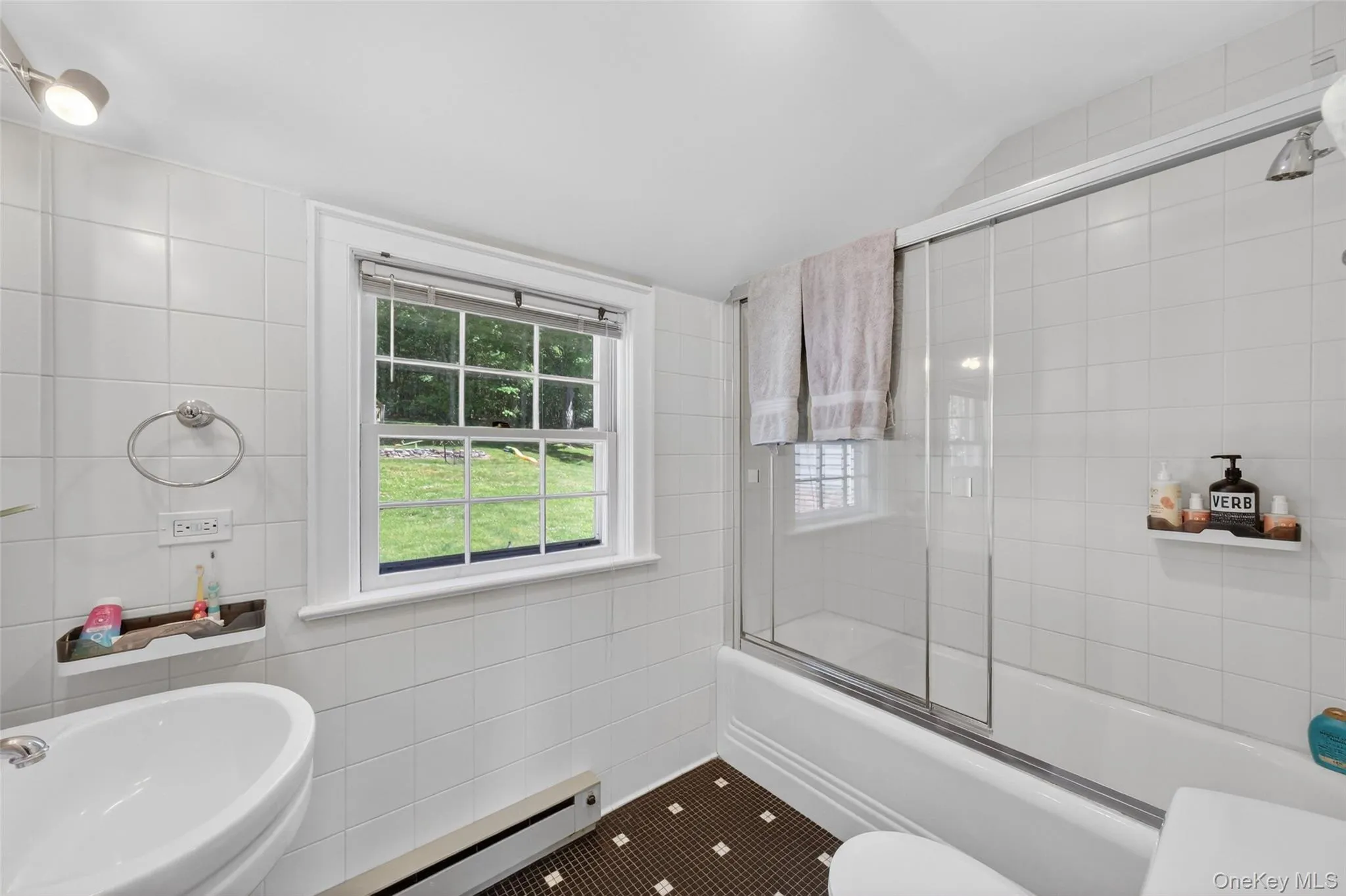 136-140 Guinea Road, Southeast, NY, 4 Bedrooms Bedrooms, 9 Rooms Rooms,4 BathroomsBathrooms,Residential,For Rent,Guinea,0,1004187 136-140 Guinea Road, Southeast, NY, 4 Bedrooms Bedrooms, 9 Rooms Rooms,4 BathroomsBathrooms,Residential,For Rent,Guinea,0,1004187