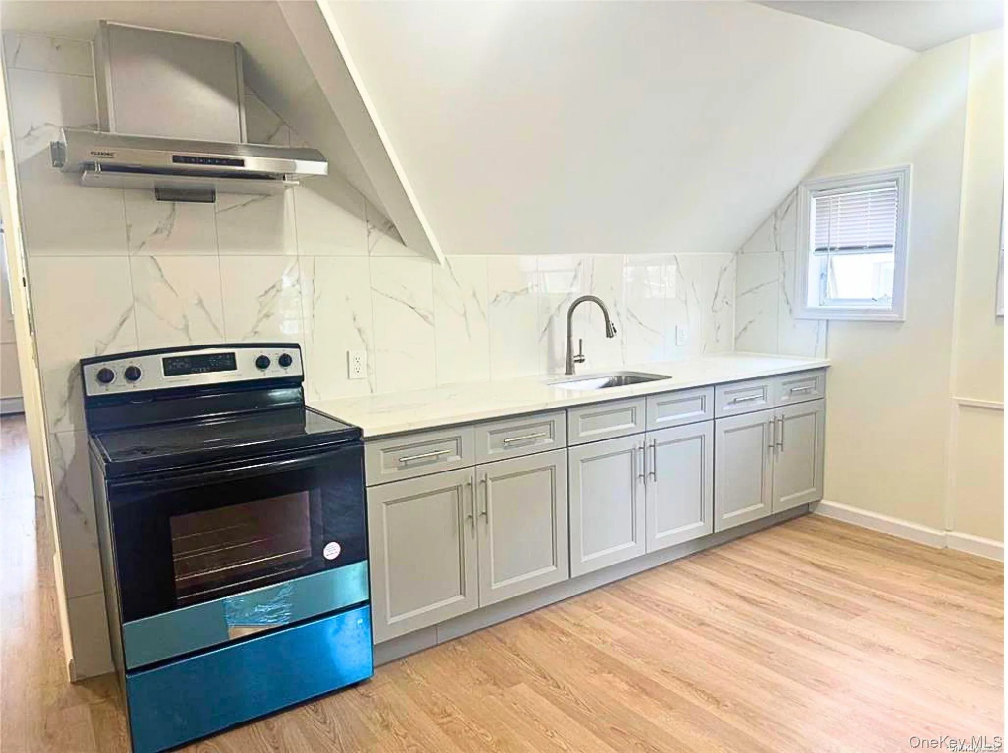 79-38 209th Street, New York, NY, 2 Bedrooms Bedrooms, 4 Rooms Rooms,1 BathroomBathrooms,Residential Lease,For Rent,209th,0,1004188 79-38 209th Street, New York, NY, 2 Bedrooms Bedrooms, 4 Rooms Rooms,1 BathroomBathrooms,Residential Lease,For Rent,209th,0,1004188