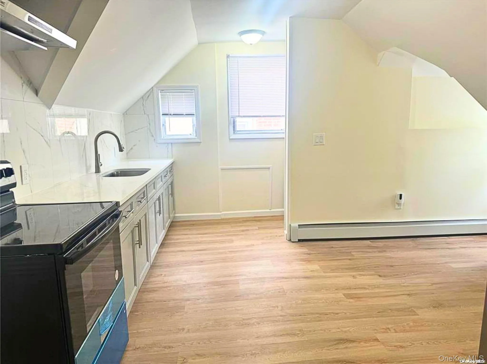 79-38 209th Street, New York, NY, 2 Bedrooms Bedrooms, 4 Rooms Rooms,1 BathroomBathrooms,Residential Lease,For Rent,209th,0,1004188 79-38 209th Street, New York, NY, 2 Bedrooms Bedrooms, 4 Rooms Rooms,1 BathroomBathrooms,Residential Lease,For Rent,209th,0,1004188