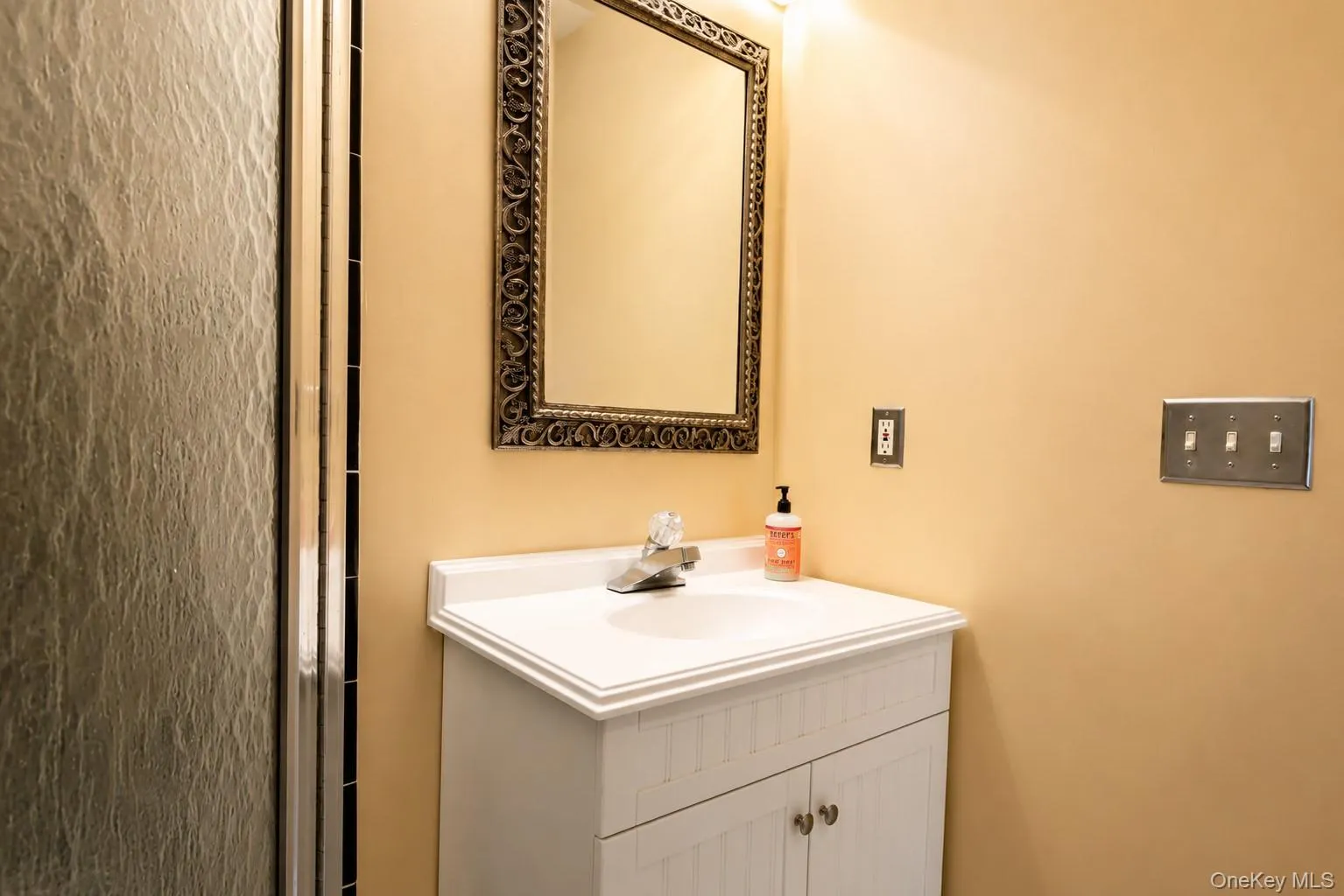 735 Hewitt Lane, New Windsor, NY, 2 Bedrooms Bedrooms, 7 Rooms Rooms,2 BathroomsBathrooms,Residential Lease,For Rent,Hewitt,0,1004192 735 Hewitt Lane, New Windsor, NY, 2 Bedrooms Bedrooms, 7 Rooms Rooms,2 BathroomsBathrooms,Residential Lease,For Rent,Hewitt,0,1004192