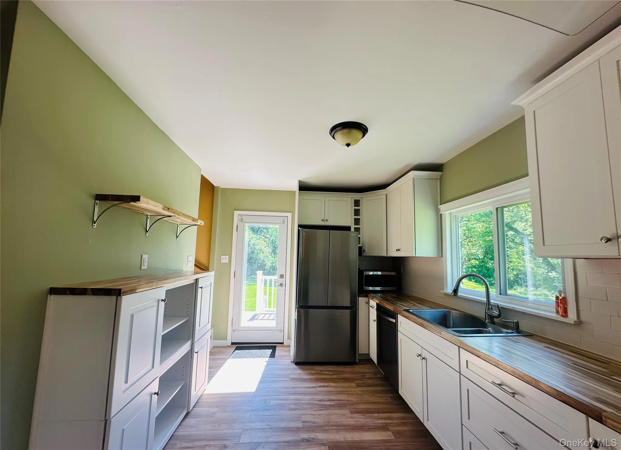 26 Spring St, Wappinger, NY, 4 Bedrooms Bedrooms, 6 Rooms Rooms,2 BathroomsBathrooms,Residential Lease,For Rent,Spring St,0,1004211 26 Spring St, Wappinger, NY, 4 Bedrooms Bedrooms, 6 Rooms Rooms,2 BathroomsBathrooms,Residential Lease,For Rent,Spring St,0,1004211