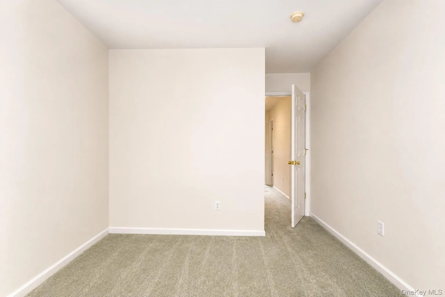 263 Tamerisk Lane, New Windsor, NY, 2 Bedrooms Bedrooms, 8 Rooms Rooms,2 BathroomsBathrooms,Residential Lease,For Rent,Tamerisk,0,1004212 263 Tamerisk Lane, New Windsor, NY, 2 Bedrooms Bedrooms, 8 Rooms Rooms,2 BathroomsBathrooms,Residential Lease,For Rent,Tamerisk,0,1004212