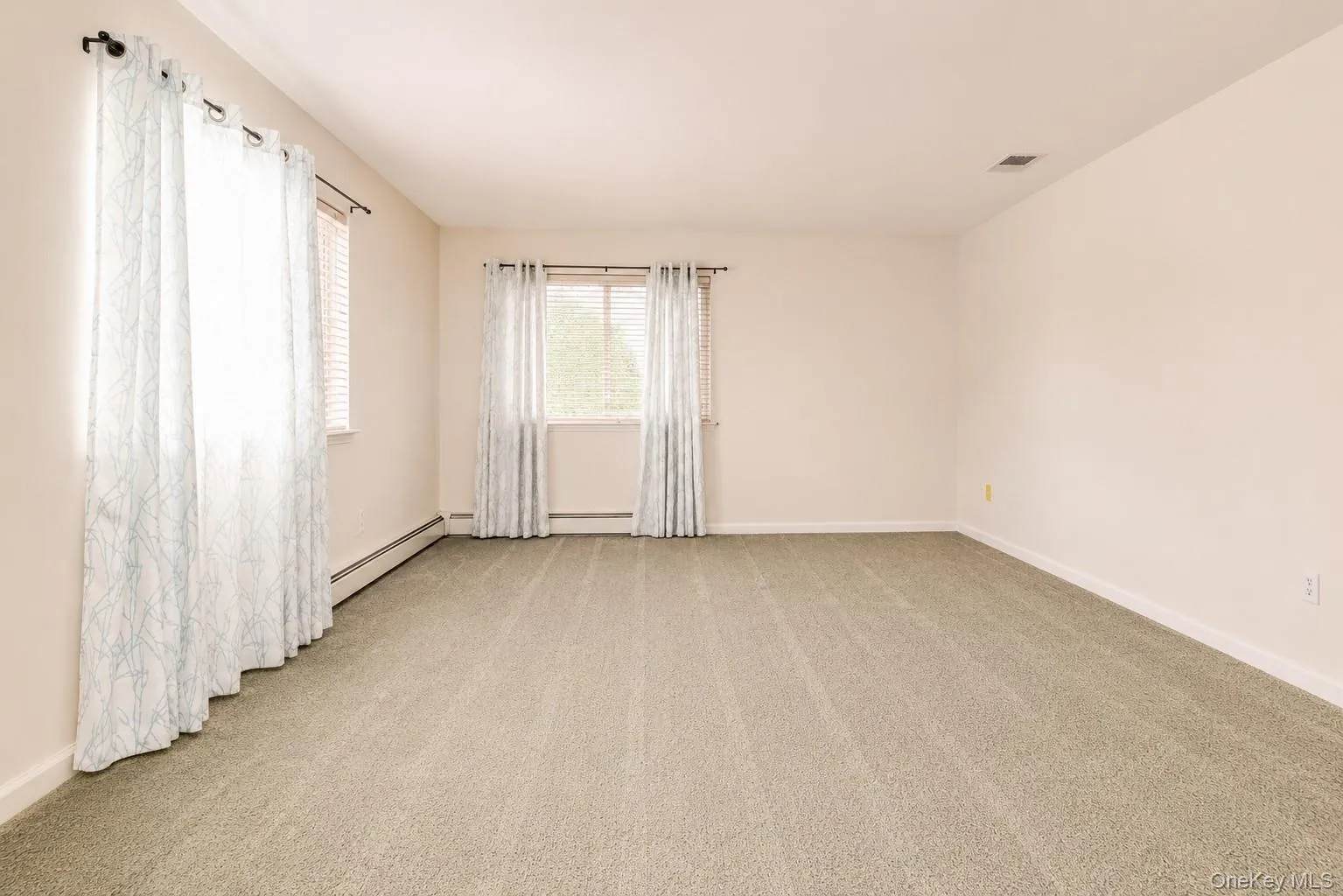 263 Tamerisk Lane, New Windsor, NY, 2 Bedrooms Bedrooms, 8 Rooms Rooms,2 BathroomsBathrooms,Residential Lease,For Rent,Tamerisk,0,1004212 263 Tamerisk Lane, New Windsor, NY, 2 Bedrooms Bedrooms, 8 Rooms Rooms,2 BathroomsBathrooms,Residential Lease,For Rent,Tamerisk,0,1004212