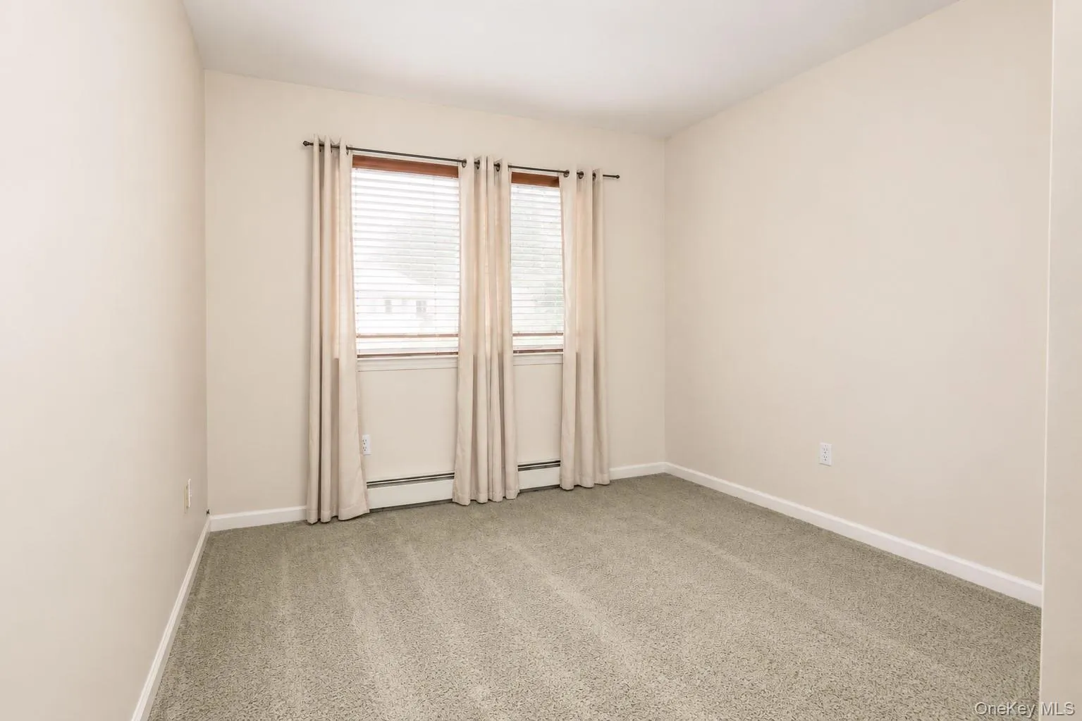 263 Tamerisk Lane, New Windsor, NY, 2 Bedrooms Bedrooms, 8 Rooms Rooms,2 BathroomsBathrooms,Residential Lease,For Rent,Tamerisk,0,1004212 263 Tamerisk Lane, New Windsor, NY, 2 Bedrooms Bedrooms, 8 Rooms Rooms,2 BathroomsBathrooms,Residential Lease,For Rent,Tamerisk,0,1004212