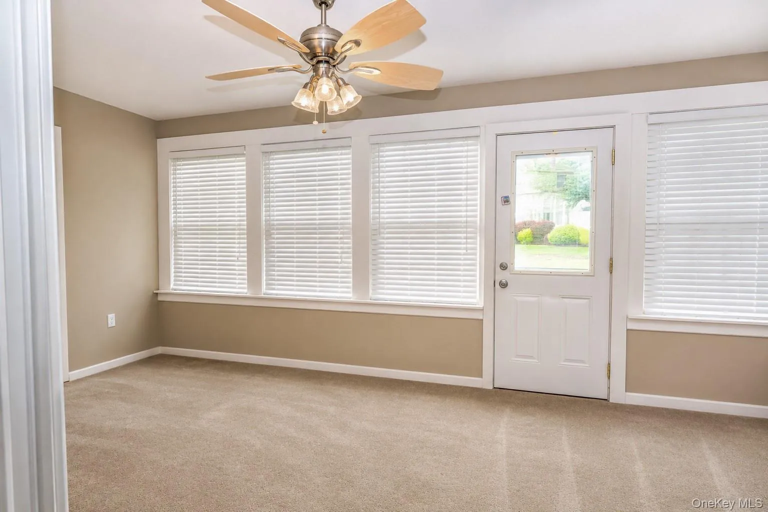 263 Tamerisk Lane, New Windsor, NY, 2 Bedrooms Bedrooms, 8 Rooms Rooms,2 BathroomsBathrooms,Residential Lease,For Rent,Tamerisk,0,1004212 263 Tamerisk Lane, New Windsor, NY, 2 Bedrooms Bedrooms, 8 Rooms Rooms,2 BathroomsBathrooms,Residential Lease,For Rent,Tamerisk,0,1004212