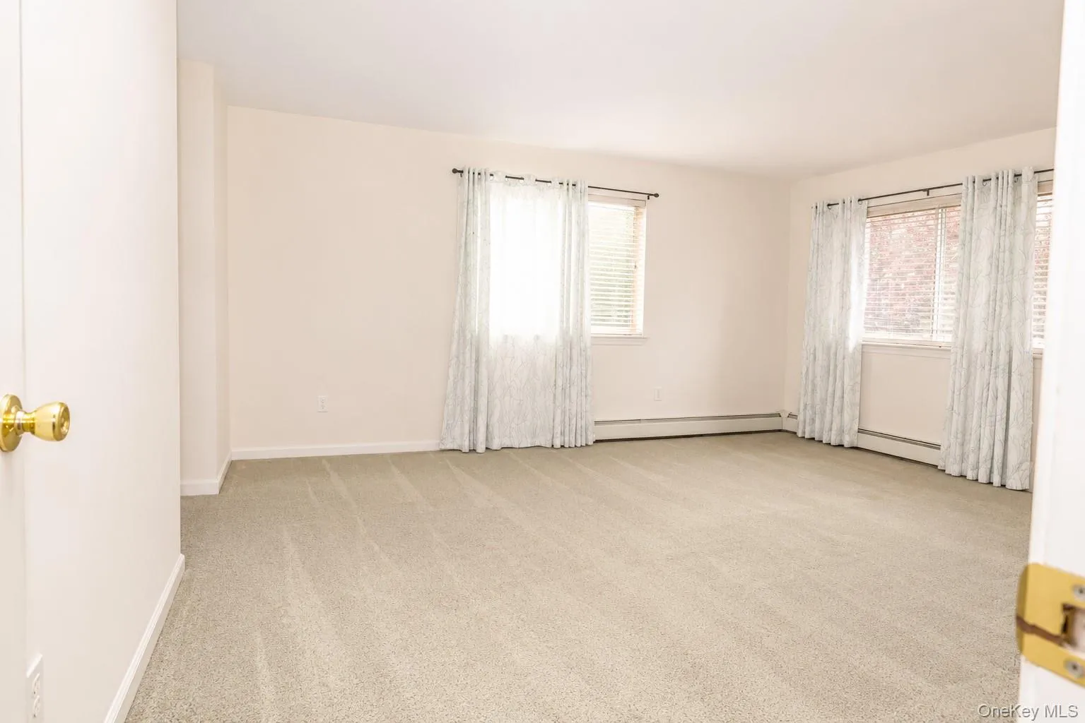263 Tamerisk Lane, New Windsor, NY, 2 Bedrooms Bedrooms, 8 Rooms Rooms,2 BathroomsBathrooms,Residential Lease,For Rent,Tamerisk,0,1004212 263 Tamerisk Lane, New Windsor, NY, 2 Bedrooms Bedrooms, 8 Rooms Rooms,2 BathroomsBathrooms,Residential Lease,For Rent,Tamerisk,0,1004212