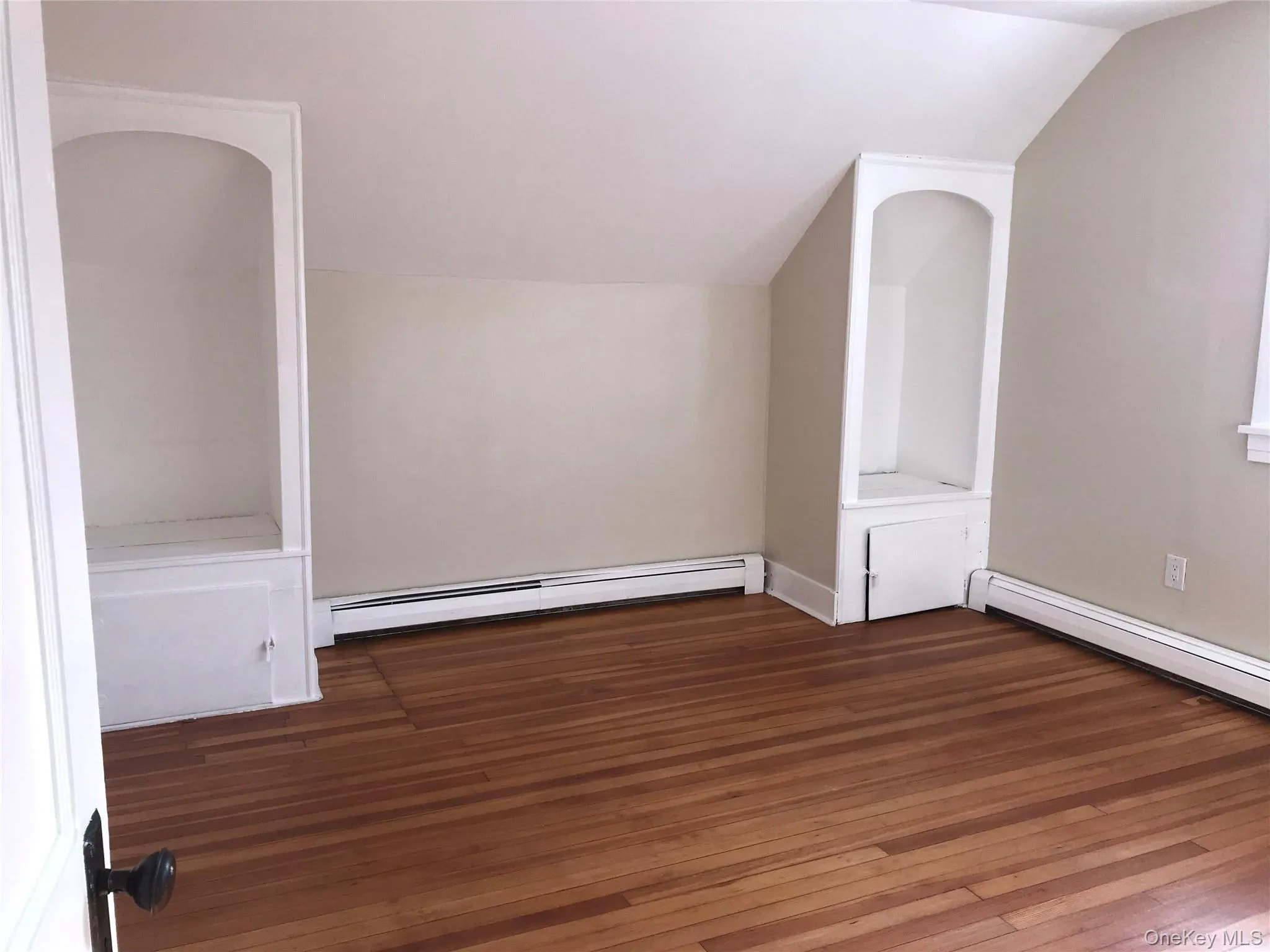 60 Center Street, Beacon, NY, 2 Bedrooms Bedrooms, 4 Rooms Rooms,1 BathroomBathrooms,Residential Lease,For Rent,Center,0,1004213 60 Center Street, Beacon, NY, 2 Bedrooms Bedrooms, 4 Rooms Rooms,1 BathroomBathrooms,Residential Lease,For Rent,Center,0,1004213