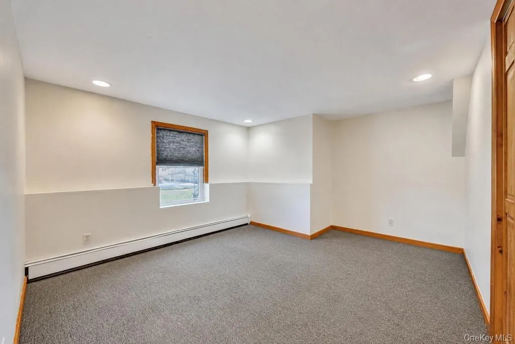 11 Edgewood Drive, Oyster Bay, NY, 6 Bedrooms Bedrooms, 10 Rooms Rooms,3 BathroomsBathrooms,Residential,For Rent,Edgewood,0,1004220 11 Edgewood Drive, Oyster Bay, NY, 6 Bedrooms Bedrooms, 10 Rooms Rooms,3 BathroomsBathrooms,Residential,For Rent,Edgewood,0,1004220
