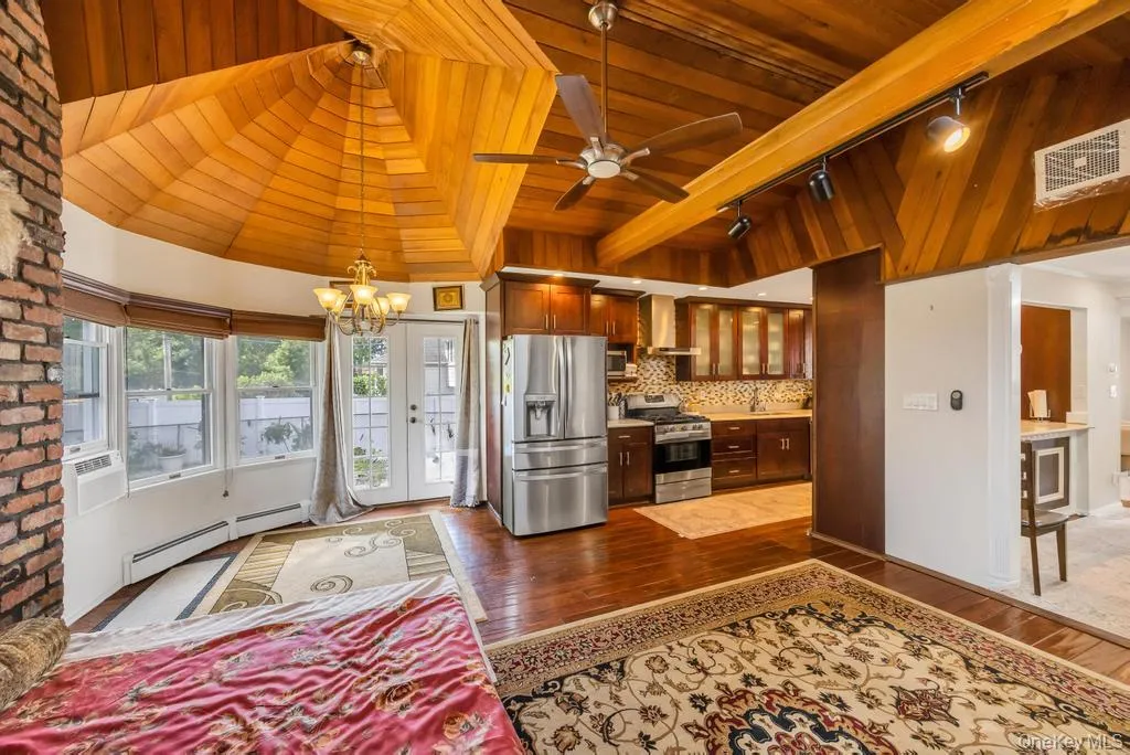 11 Edgewood Drive, Oyster Bay, NY, 6 Bedrooms Bedrooms, 10 Rooms Rooms,3 BathroomsBathrooms,Residential,For Rent,Edgewood,0,1004220 11 Edgewood Drive, Oyster Bay, NY, 6 Bedrooms Bedrooms, 10 Rooms Rooms,3 BathroomsBathrooms,Residential,For Rent,Edgewood,0,1004220