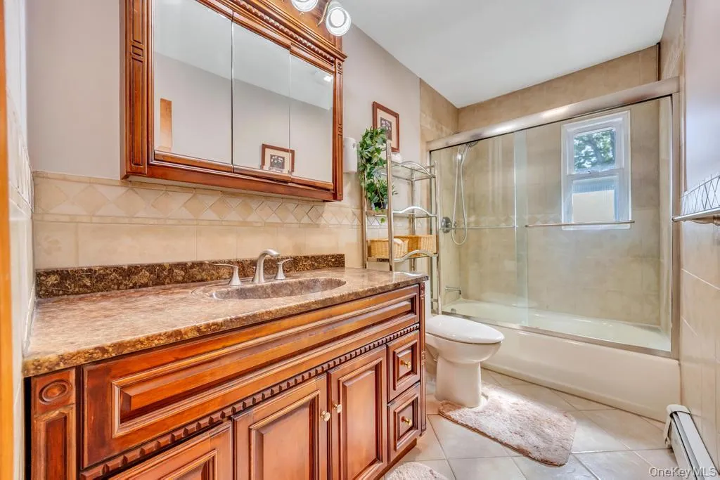 11 Edgewood Drive, Oyster Bay, NY, 6 Bedrooms Bedrooms, 10 Rooms Rooms,3 BathroomsBathrooms,Residential,For Rent,Edgewood,0,1004220 11 Edgewood Drive, Oyster Bay, NY, 6 Bedrooms Bedrooms, 10 Rooms Rooms,3 BathroomsBathrooms,Residential,For Rent,Edgewood,0,1004220