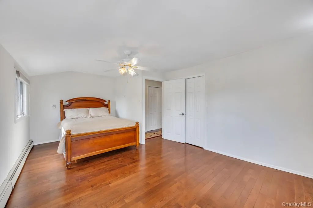 11 Edgewood Drive, Oyster Bay, NY, 6 Bedrooms Bedrooms, 10 Rooms Rooms,3 BathroomsBathrooms,Residential,For Rent,Edgewood,0,1004220 11 Edgewood Drive, Oyster Bay, NY, 6 Bedrooms Bedrooms, 10 Rooms Rooms,3 BathroomsBathrooms,Residential,For Rent,Edgewood,0,1004220
