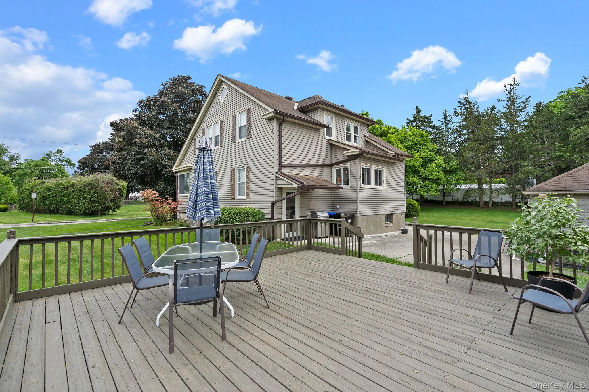 8 Beekman Street, Poughkeepsie, NY, 3 Bedrooms Bedrooms, 9 Rooms Rooms,2 BathroomsBathrooms,Residential,For Rent,Beekman,0,1004222 8 Beekman Street, Poughkeepsie, NY, 3 Bedrooms Bedrooms, 9 Rooms Rooms,2 BathroomsBathrooms,Residential,For Rent,Beekman,0,1004222
