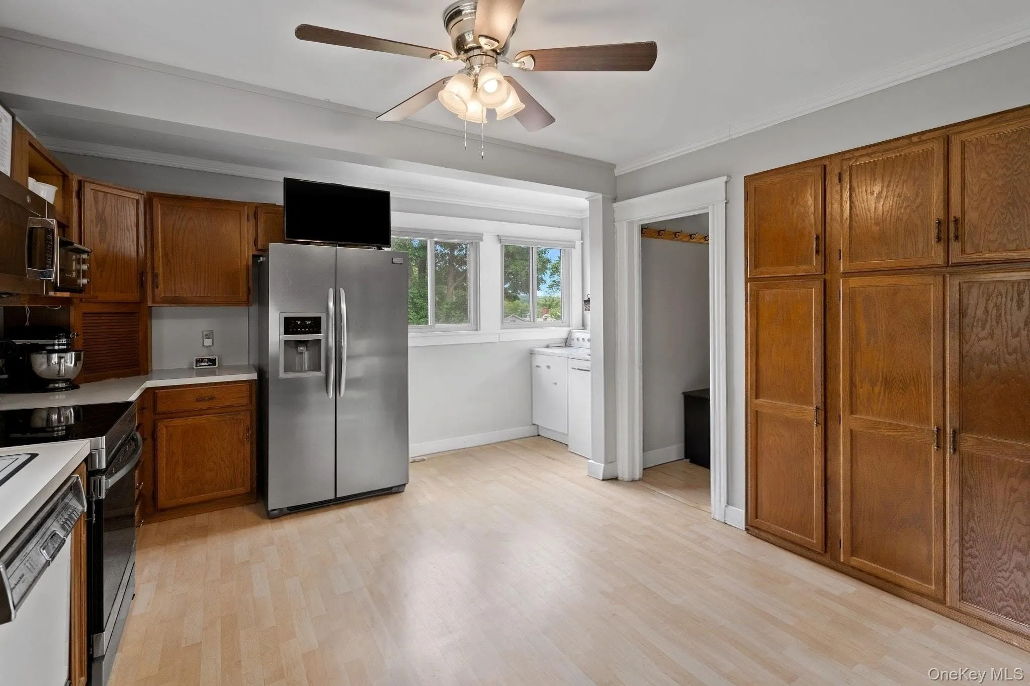 8 Beekman Street, Poughkeepsie, NY, 3 Bedrooms Bedrooms, 9 Rooms Rooms,2 BathroomsBathrooms,Residential,For Rent,Beekman,0,1004222 8 Beekman Street, Poughkeepsie, NY, 3 Bedrooms Bedrooms, 9 Rooms Rooms,2 BathroomsBathrooms,Residential,For Rent,Beekman,0,1004222