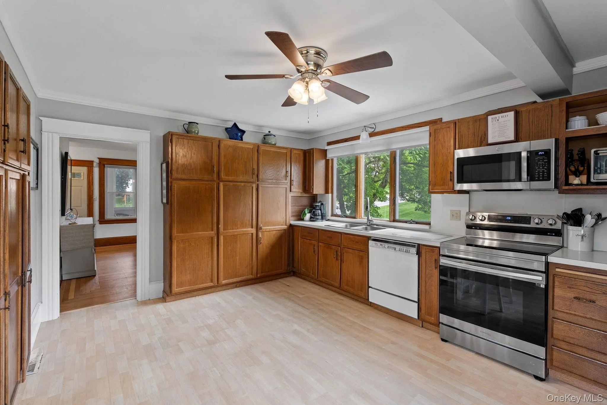 8 Beekman Street, Poughkeepsie, NY, 3 Bedrooms Bedrooms, 9 Rooms Rooms,2 BathroomsBathrooms,Residential,For Rent,Beekman,0,1004222 8 Beekman Street, Poughkeepsie, NY, 3 Bedrooms Bedrooms, 9 Rooms Rooms,2 BathroomsBathrooms,Residential,For Rent,Beekman,0,1004222
