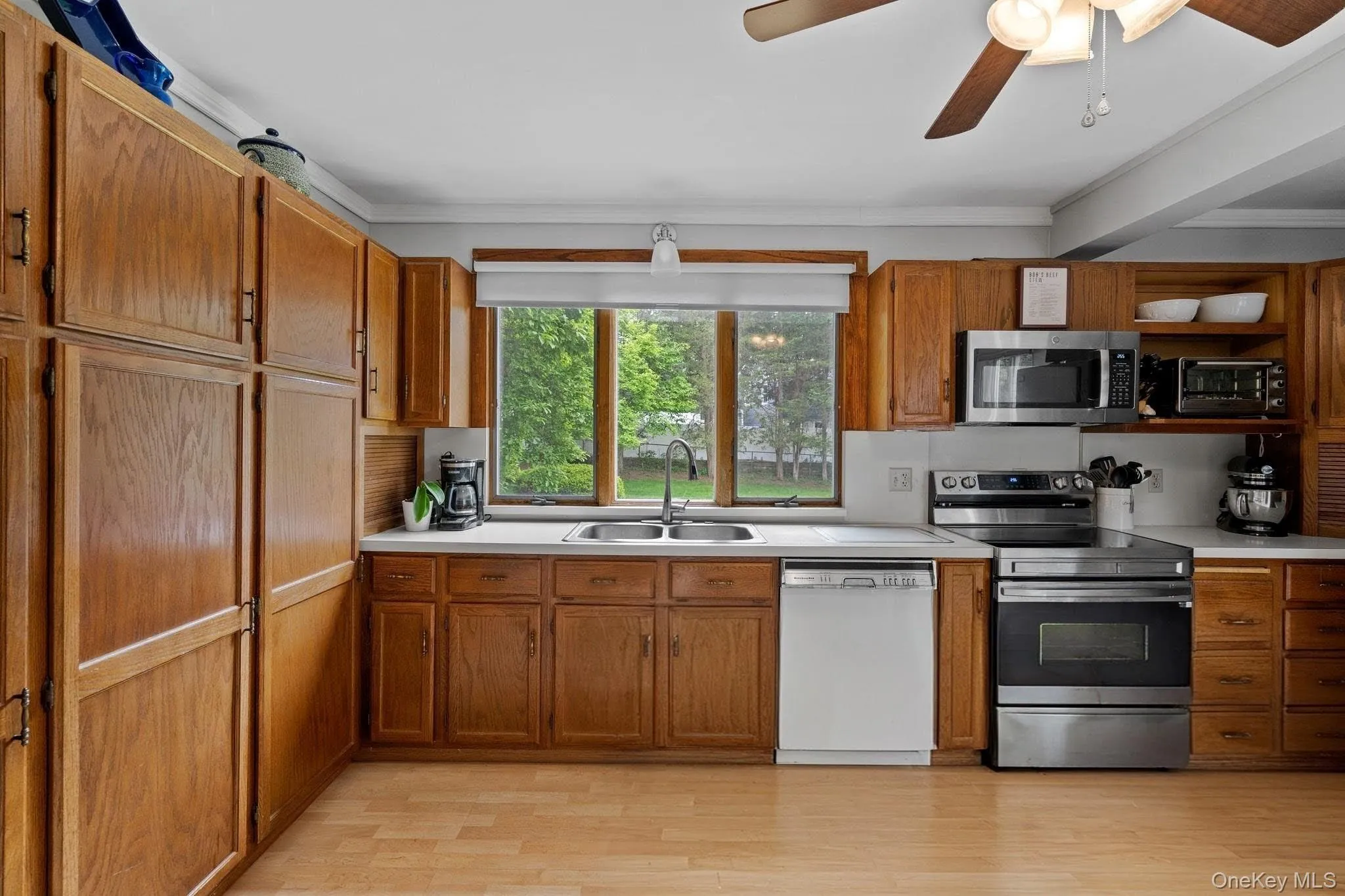8 Beekman Street, Poughkeepsie, NY, 3 Bedrooms Bedrooms, 9 Rooms Rooms,2 BathroomsBathrooms,Residential,For Rent,Beekman,0,1004222 8 Beekman Street, Poughkeepsie, NY, 3 Bedrooms Bedrooms, 9 Rooms Rooms,2 BathroomsBathrooms,Residential,For Rent,Beekman,0,1004222