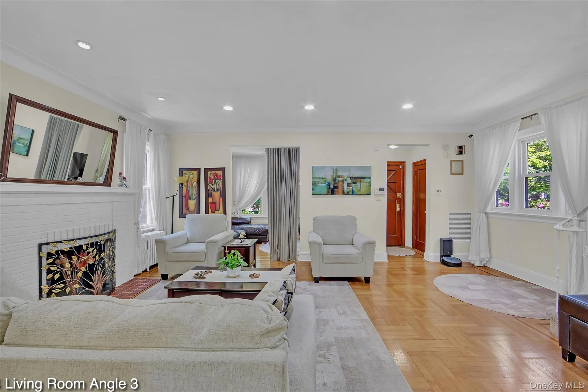 11116 76th Drive, New York, NY, 6 Bedrooms Bedrooms, 10 Rooms Rooms,2 BathroomsBathrooms,Residential,For Rent,76th,0,1004225 11116 76th Drive, New York, NY, 6 Bedrooms Bedrooms, 10 Rooms Rooms,2 BathroomsBathrooms,Residential,For Rent,76th,0,1004225