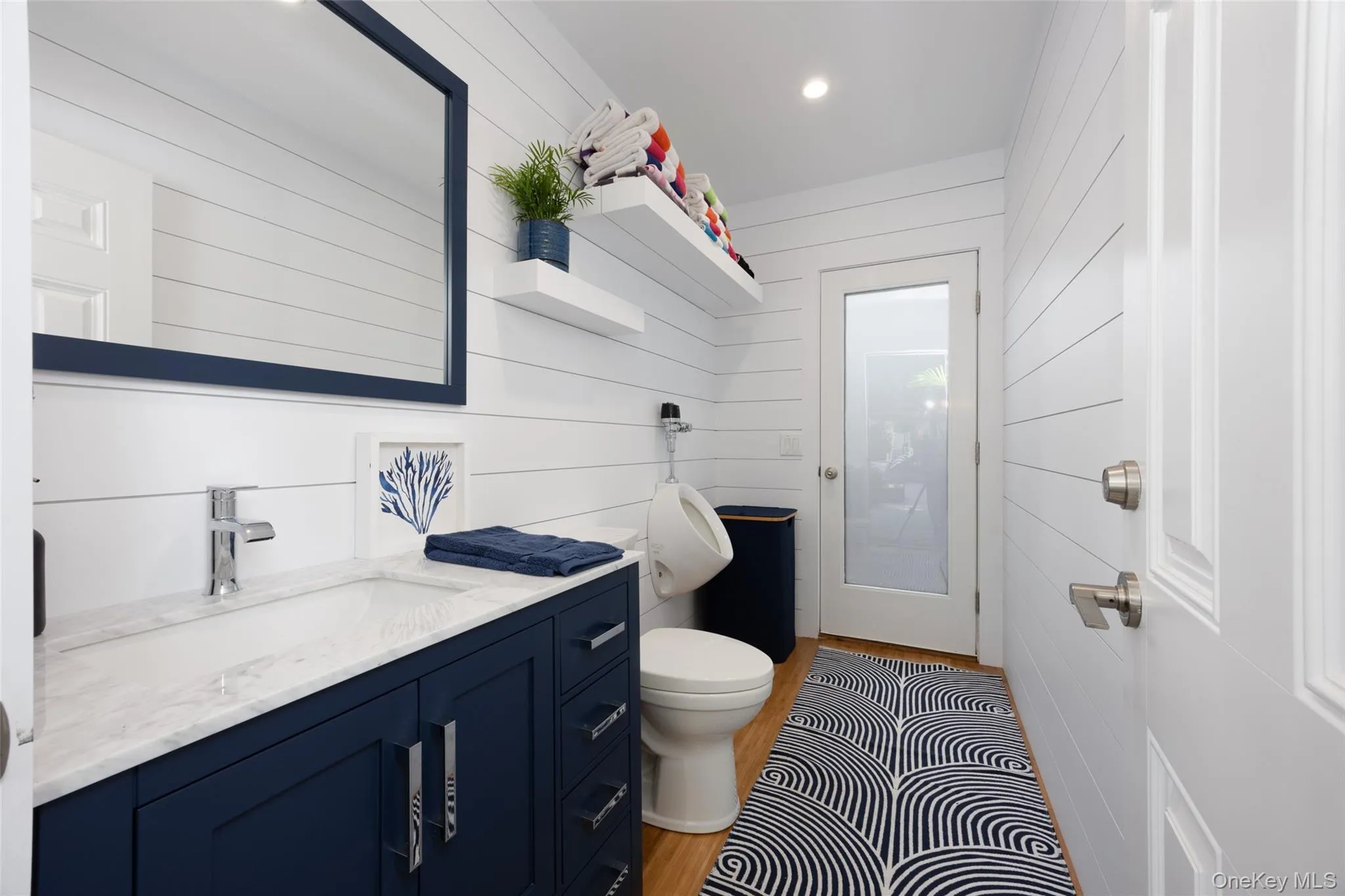42 Revilo Avenue, Brookhaven, NY, 3 Bedrooms Bedrooms, 8 Rooms Rooms,4 BathroomsBathrooms,Residential,For Rent,Revilo,0,1004226 42 Revilo Avenue, Brookhaven, NY, 3 Bedrooms Bedrooms, 8 Rooms Rooms,4 BathroomsBathrooms,Residential,For Rent,Revilo,0,1004226