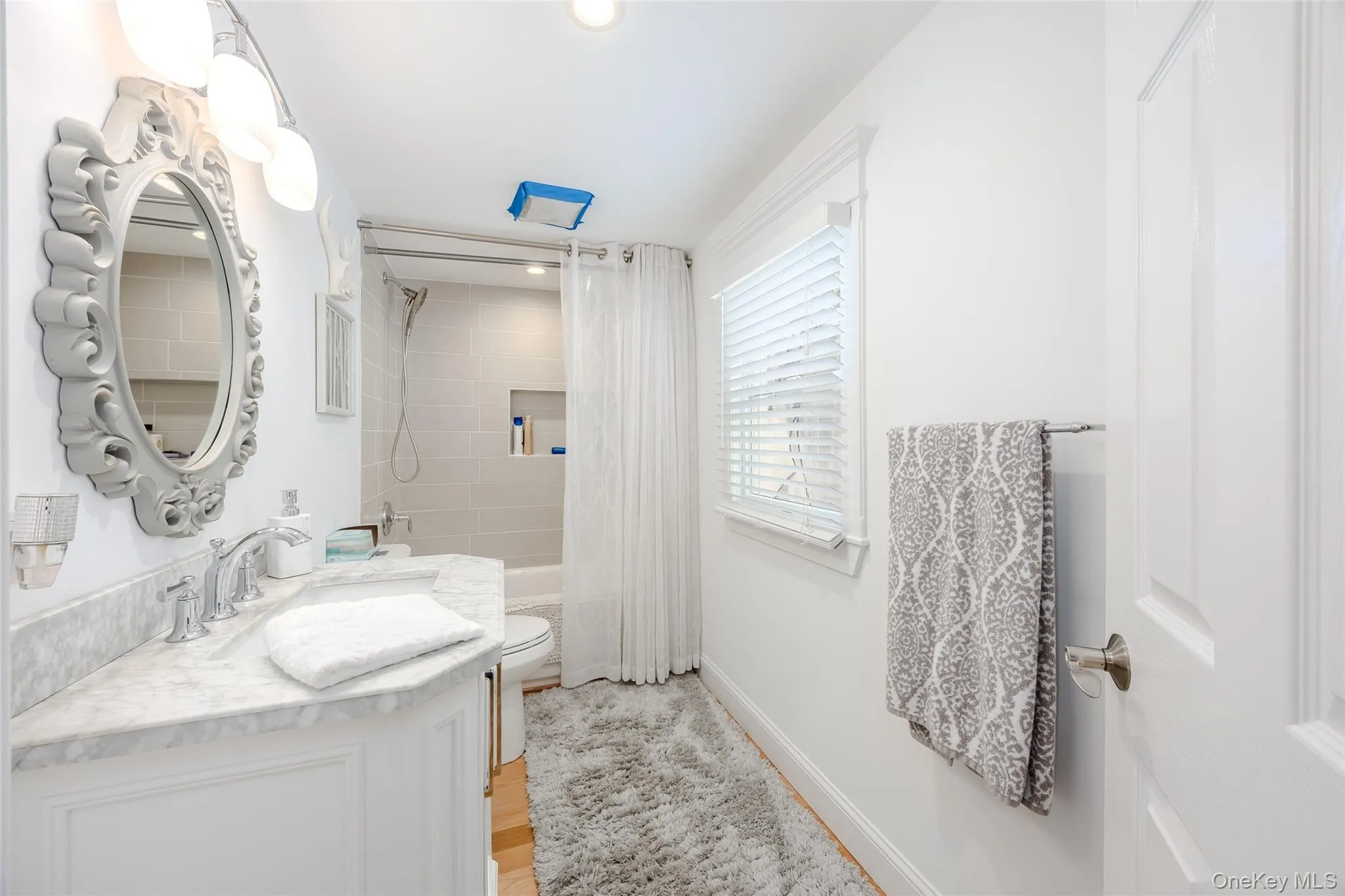 42 Revilo Avenue, Brookhaven, NY, 3 Bedrooms Bedrooms, 8 Rooms Rooms,4 BathroomsBathrooms,Residential,For Rent,Revilo,0,1004226 42 Revilo Avenue, Brookhaven, NY, 3 Bedrooms Bedrooms, 8 Rooms Rooms,4 BathroomsBathrooms,Residential,For Rent,Revilo,0,1004226