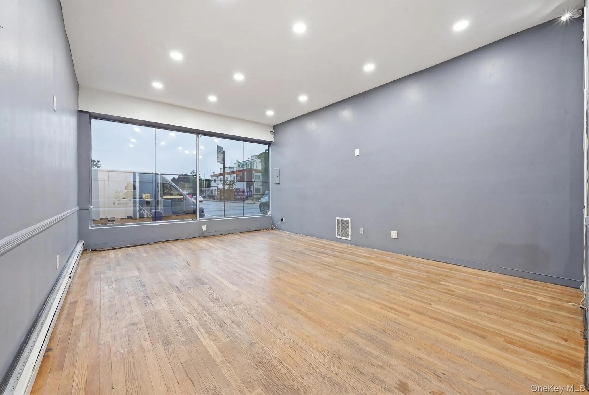 139-27 Queens Blvd, New York, NY, ,Commercial Lease,For Rent,Queens Blvd,0,1004228 139-27 Queens Blvd, New York, NY, ,Commercial Lease,For Rent,Queens Blvd,0,1004228