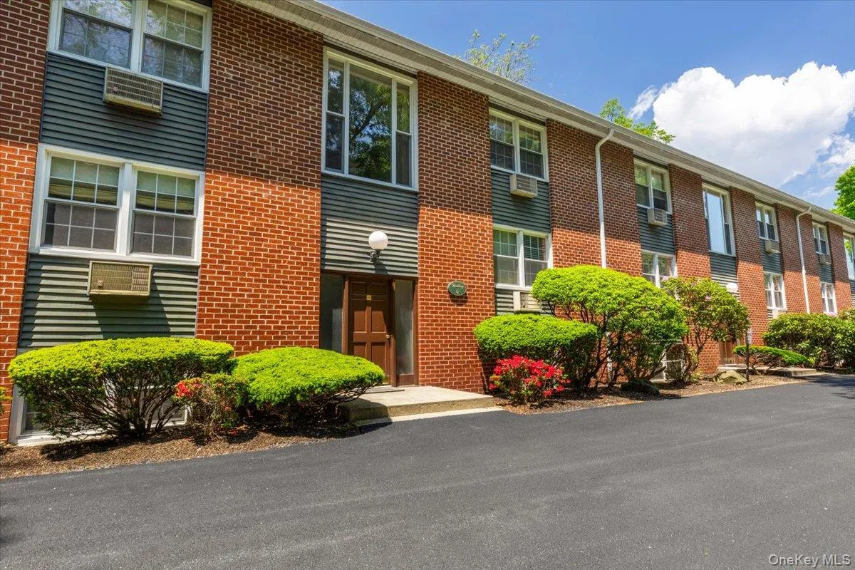4 Dove Court, Cortlandt, NY, 1 Bedroom Bedrooms, 4 Rooms Rooms,1 BathroomBathrooms,Residential,For Rent,Dove,0,1004229 4 Dove Court, Cortlandt, NY, 1 Bedroom Bedrooms, 4 Rooms Rooms,1 BathroomBathrooms,Residential,For Rent,Dove,0,1004229