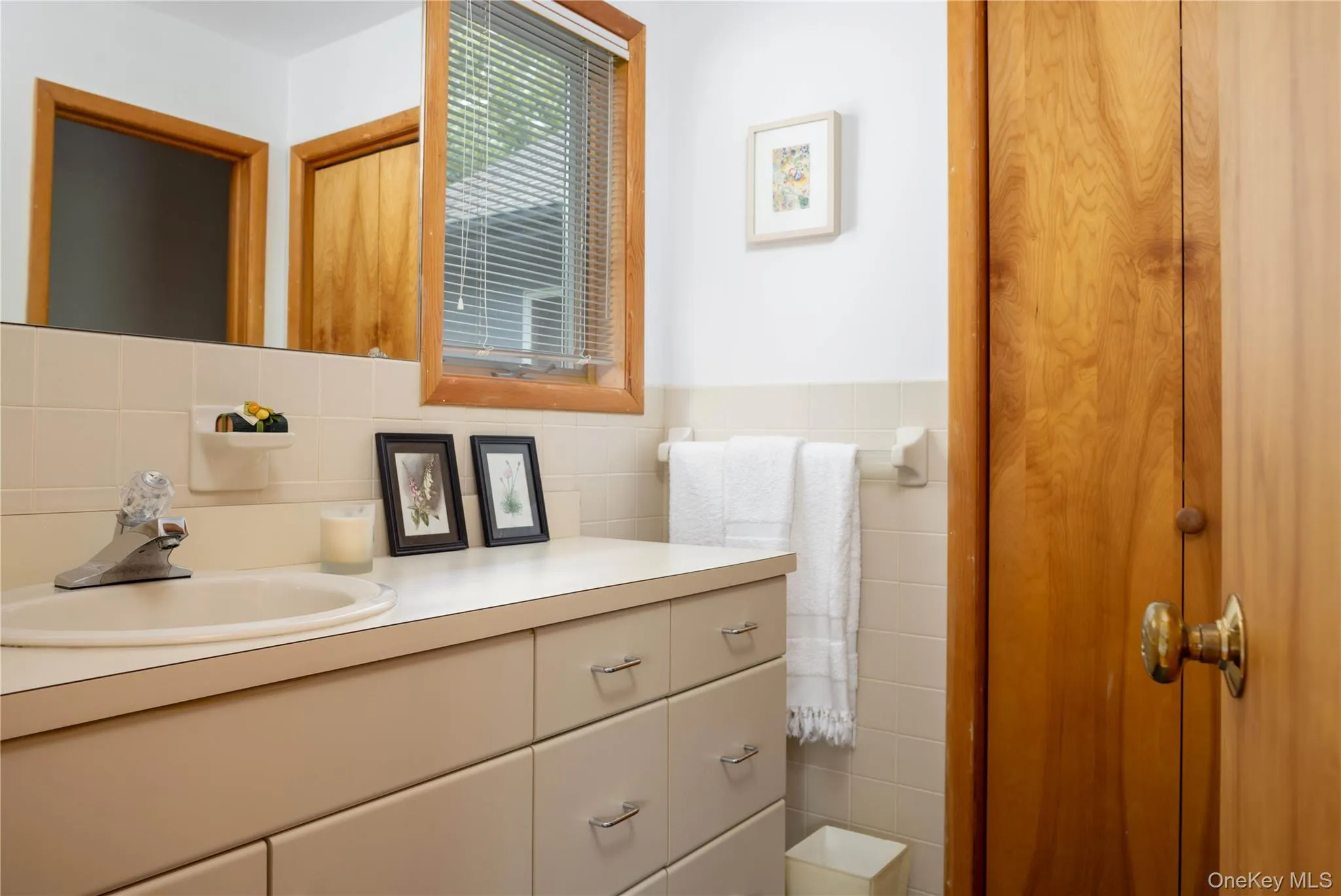 100 Bayberry Lane, Southold, NY, 3 Bedrooms Bedrooms, 7 Rooms Rooms,2 BathroomsBathrooms,Residential,For Rent,Bayberry,0,1004231 100 Bayberry Lane, Southold, NY, 3 Bedrooms Bedrooms, 7 Rooms Rooms,2 BathroomsBathrooms,Residential,For Rent,Bayberry,0,1004231