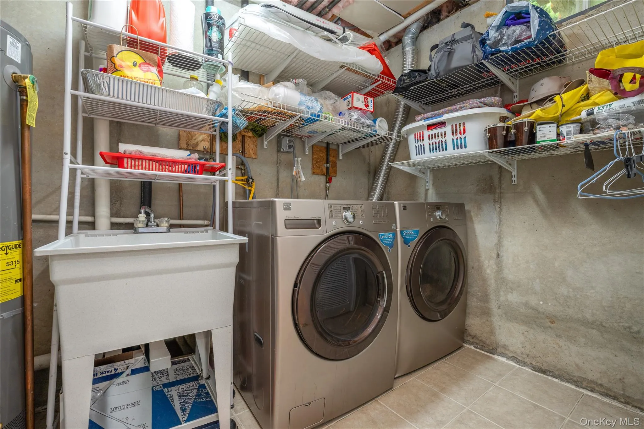 138 Foltim Way, Clarkstown, NY, 3 Bedrooms Bedrooms, 6 Rooms Rooms,2 BathroomsBathrooms,Residential,For Rent,Foltim,0,1004232 138 Foltim Way, Clarkstown, NY, 3 Bedrooms Bedrooms, 6 Rooms Rooms,2 BathroomsBathrooms,Residential,For Rent,Foltim,0,1004232