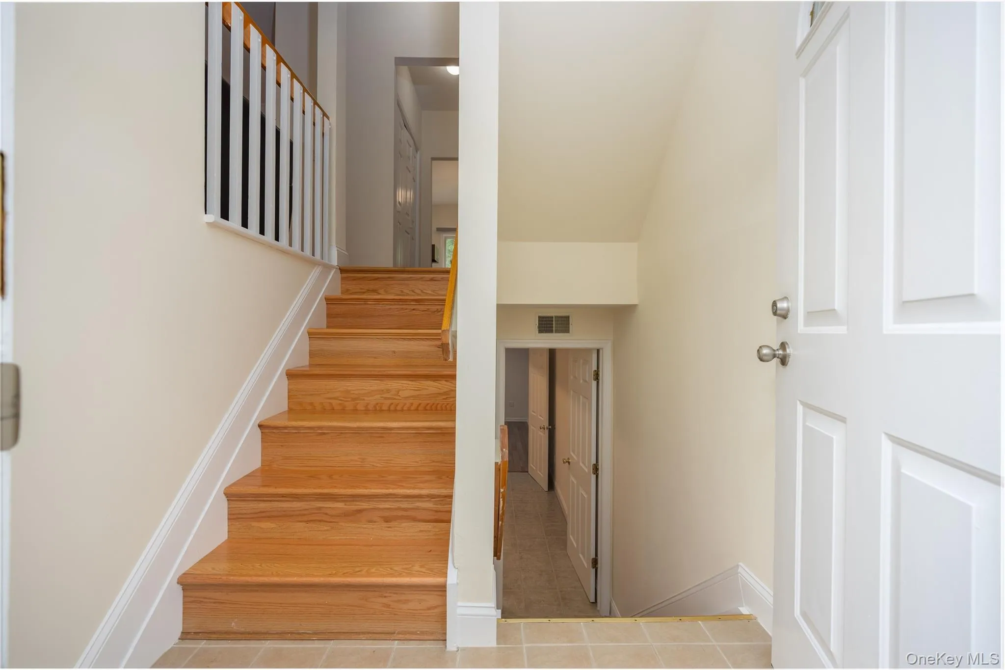 138 Foltim Way, Clarkstown, NY, 3 Bedrooms Bedrooms, 6 Rooms Rooms,2 BathroomsBathrooms,Residential,For Rent,Foltim,0,1004232 138 Foltim Way, Clarkstown, NY, 3 Bedrooms Bedrooms, 6 Rooms Rooms,2 BathroomsBathrooms,Residential,For Rent,Foltim,0,1004232
