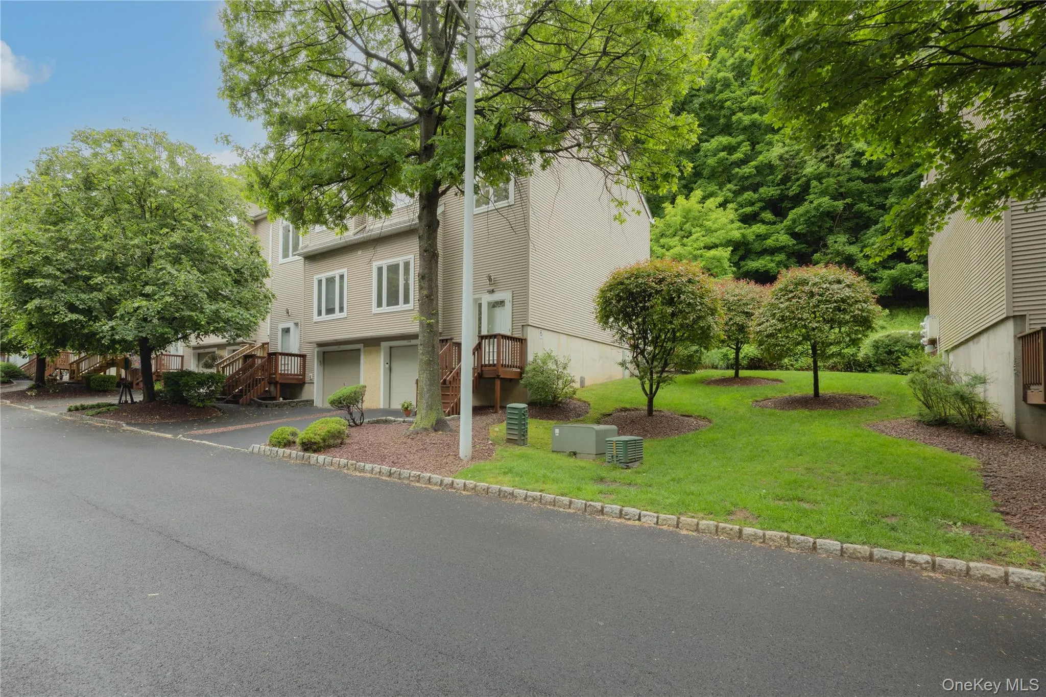 138 Foltim Way, Clarkstown, NY, 3 Bedrooms Bedrooms, 6 Rooms Rooms,2 BathroomsBathrooms,Residential,For Rent,Foltim,0,1004232 138 Foltim Way, Clarkstown, NY, 3 Bedrooms Bedrooms, 6 Rooms Rooms,2 BathroomsBathrooms,Residential,For Rent,Foltim,0,1004232