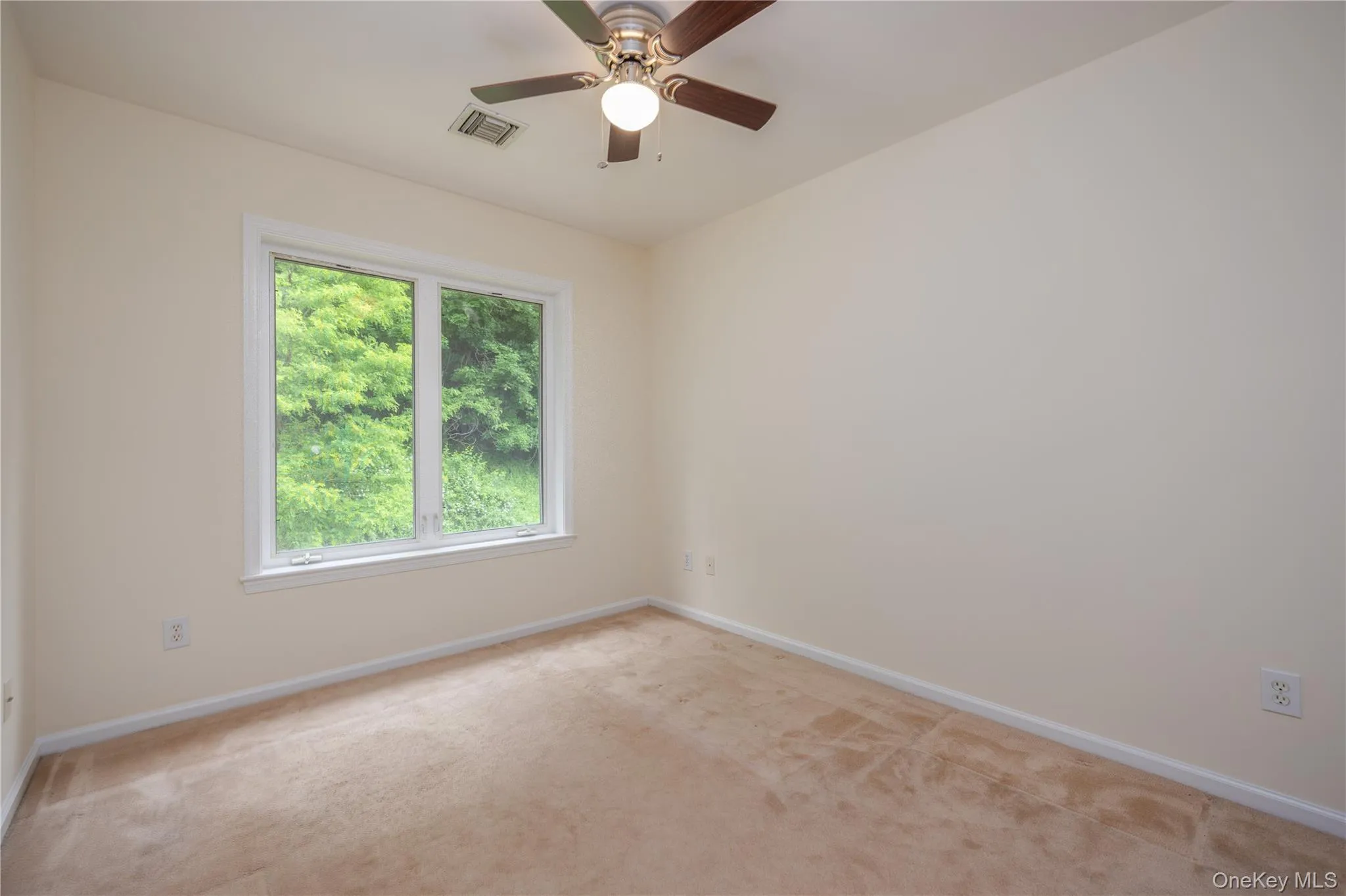 138 Foltim Way, Clarkstown, NY, 3 Bedrooms Bedrooms, 6 Rooms Rooms,2 BathroomsBathrooms,Residential,For Rent,Foltim,0,1004232 138 Foltim Way, Clarkstown, NY, 3 Bedrooms Bedrooms, 6 Rooms Rooms,2 BathroomsBathrooms,Residential,For Rent,Foltim,0,1004232
