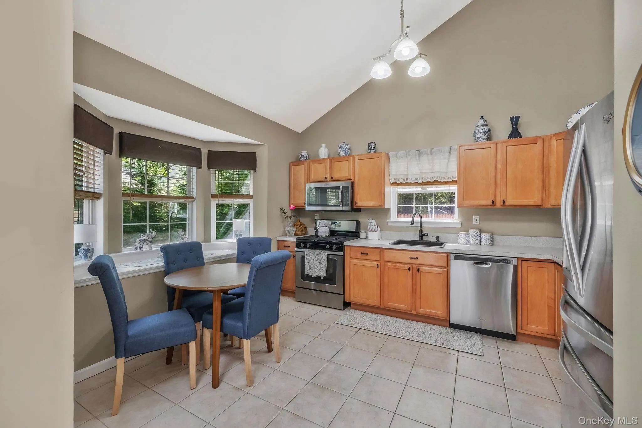 1 Queens Road, Brookhaven, NY, 3 Bedrooms Bedrooms, 9 Rooms Rooms,3 BathroomsBathrooms,Residential,For Rent,Queens,0,1004233 1 Queens Road, Brookhaven, NY, 3 Bedrooms Bedrooms, 9 Rooms Rooms,3 BathroomsBathrooms,Residential,For Rent,Queens,0,1004233