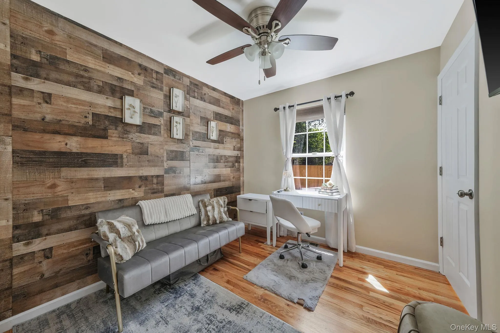 1 Queens Road, Brookhaven, NY, 3 Bedrooms Bedrooms, 9 Rooms Rooms,3 BathroomsBathrooms,Residential,For Rent,Queens,0,1004233 1 Queens Road, Brookhaven, NY, 3 Bedrooms Bedrooms, 9 Rooms Rooms,3 BathroomsBathrooms,Residential,For Rent,Queens,0,1004233