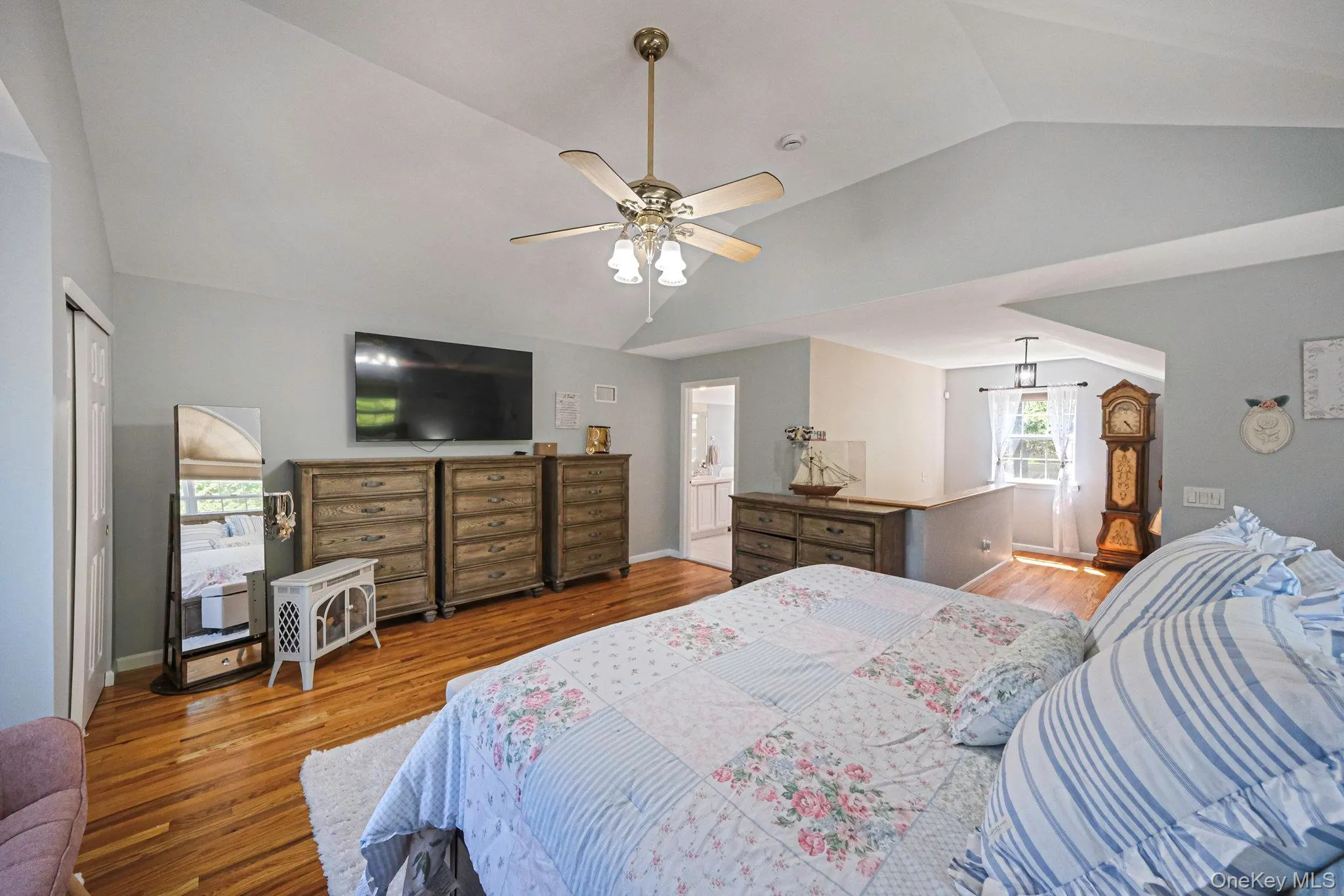 1 Queens Road, Brookhaven, NY, 3 Bedrooms Bedrooms, 9 Rooms Rooms,3 BathroomsBathrooms,Residential,For Rent,Queens,0,1004233 1 Queens Road, Brookhaven, NY, 3 Bedrooms Bedrooms, 9 Rooms Rooms,3 BathroomsBathrooms,Residential,For Rent,Queens,0,1004233