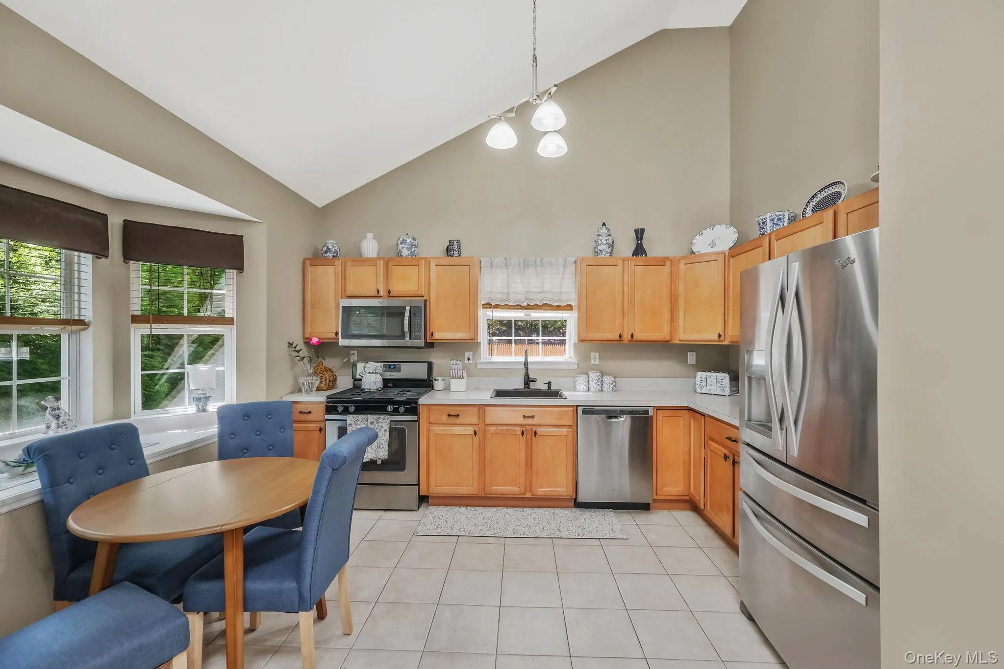 1 Queens Road, Brookhaven, NY, 3 Bedrooms Bedrooms, 9 Rooms Rooms,3 BathroomsBathrooms,Residential,For Rent,Queens,0,1004233 1 Queens Road, Brookhaven, NY, 3 Bedrooms Bedrooms, 9 Rooms Rooms,3 BathroomsBathrooms,Residential,For Rent,Queens,0,1004233