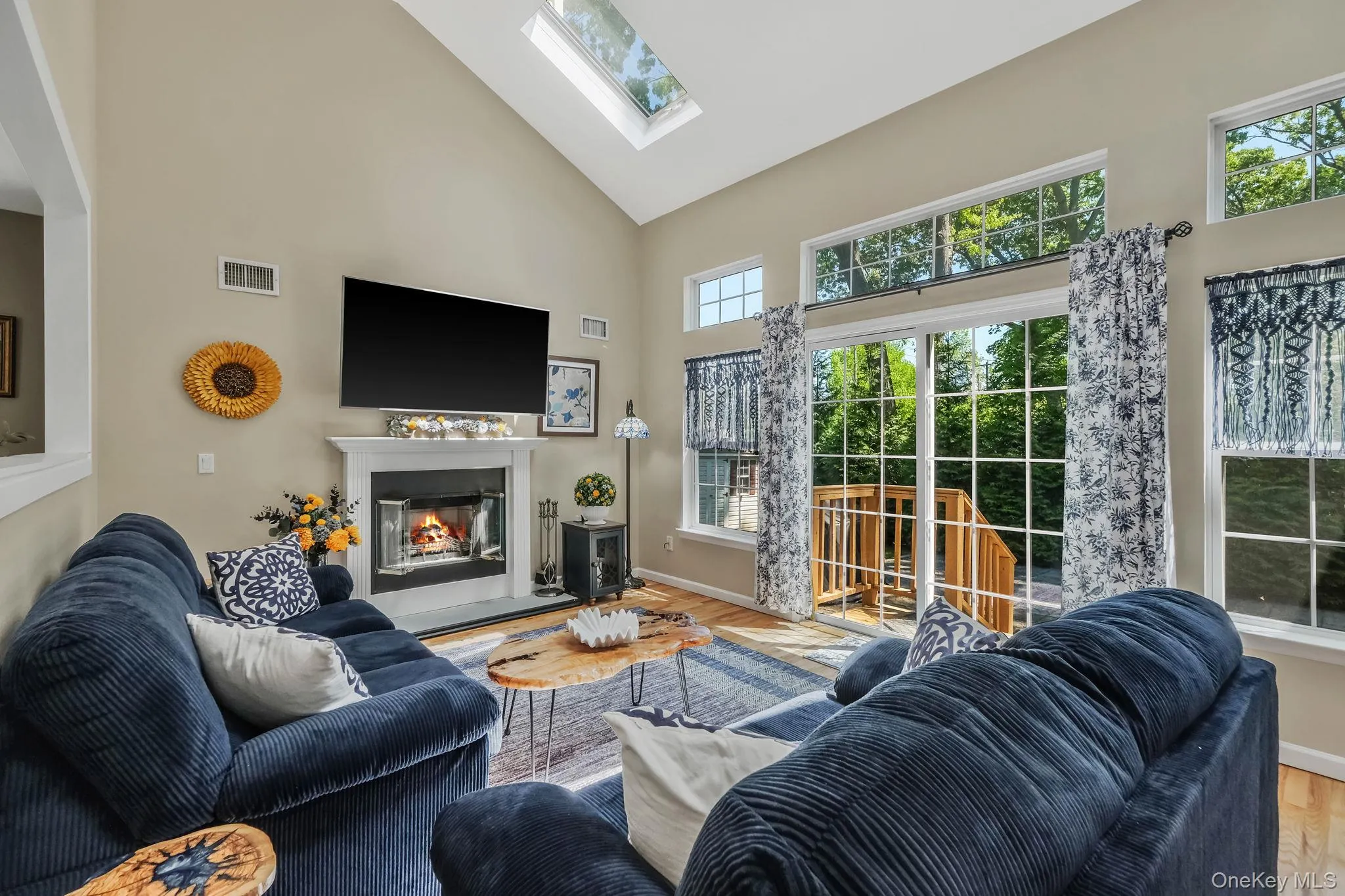 1 Queens Road, Brookhaven, NY, 3 Bedrooms Bedrooms, 9 Rooms Rooms,3 BathroomsBathrooms,Residential,For Rent,Queens,0,1004233 1 Queens Road, Brookhaven, NY, 3 Bedrooms Bedrooms, 9 Rooms Rooms,3 BathroomsBathrooms,Residential,For Rent,Queens,0,1004233