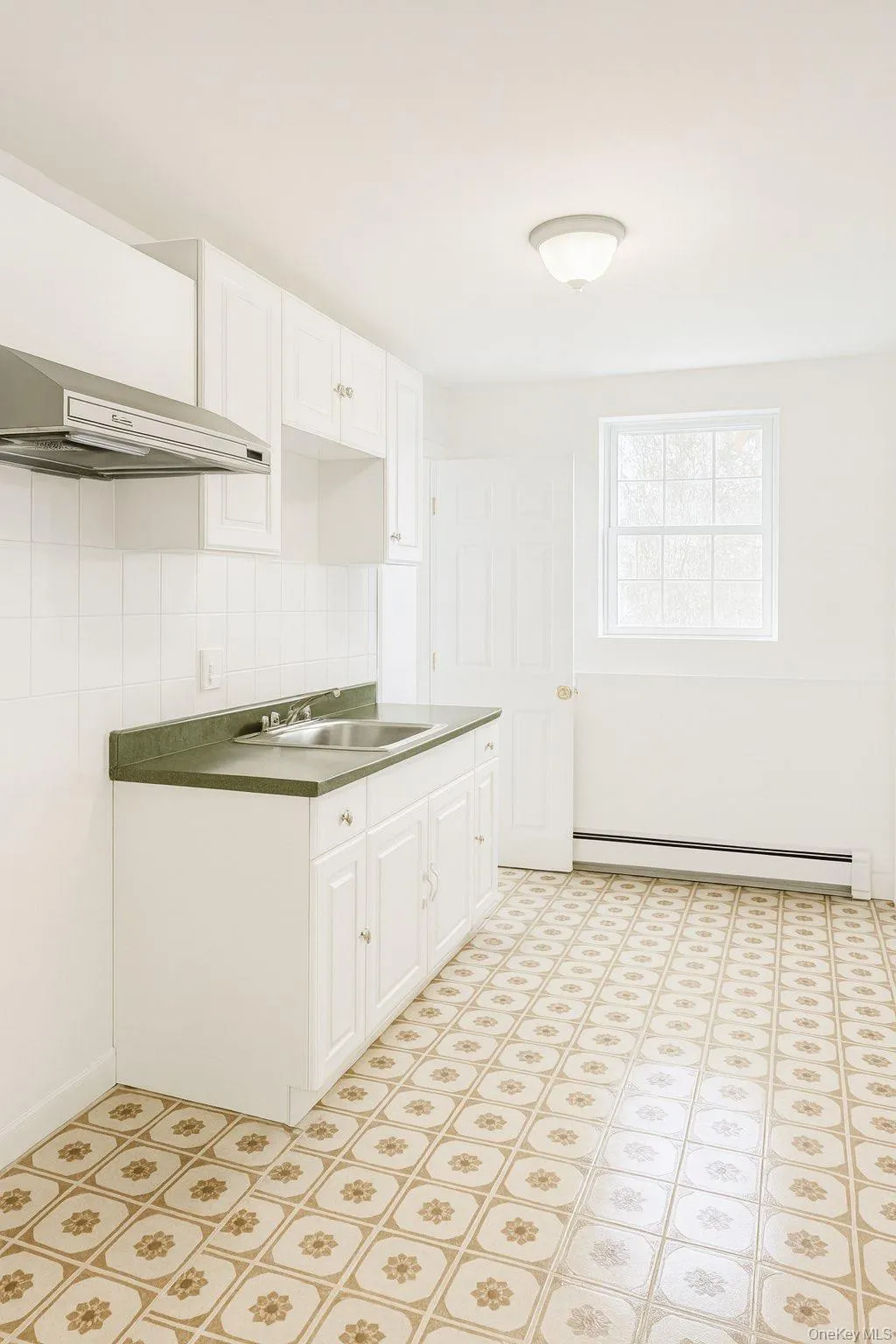 18 Penny Lane, Mount Hope, NY, 4 Bedrooms Bedrooms, 10 Rooms Rooms,3 BathroomsBathrooms,Residential Lease,For Rent,Penny,0,1004237 18 Penny Lane, Mount Hope, NY, 4 Bedrooms Bedrooms, 10 Rooms Rooms,3 BathroomsBathrooms,Residential Lease,For Rent,Penny,0,1004237