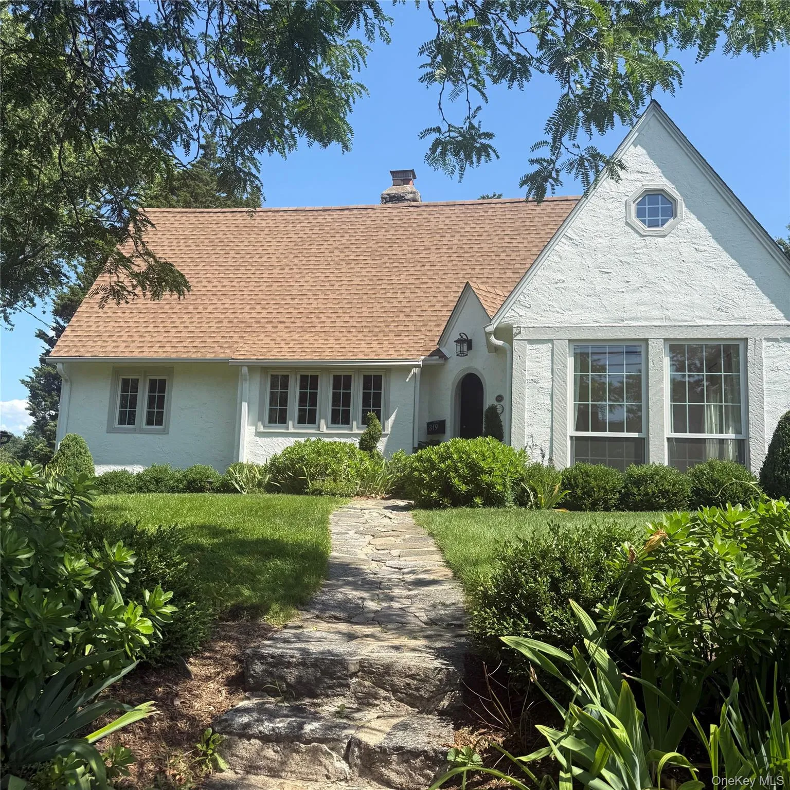 319 Oakland Beach Avenue, Rye City, NY, 4 Bedrooms Bedrooms, 8 Rooms Rooms,2 BathroomsBathrooms,Residential Lease,For Rent,Oakland Beach,0,1004238 319 Oakland Beach Avenue, Rye City, NY, 4 Bedrooms Bedrooms, 8 Rooms Rooms,2 BathroomsBathrooms,Residential Lease,For Rent,Oakland Beach,0,1004238