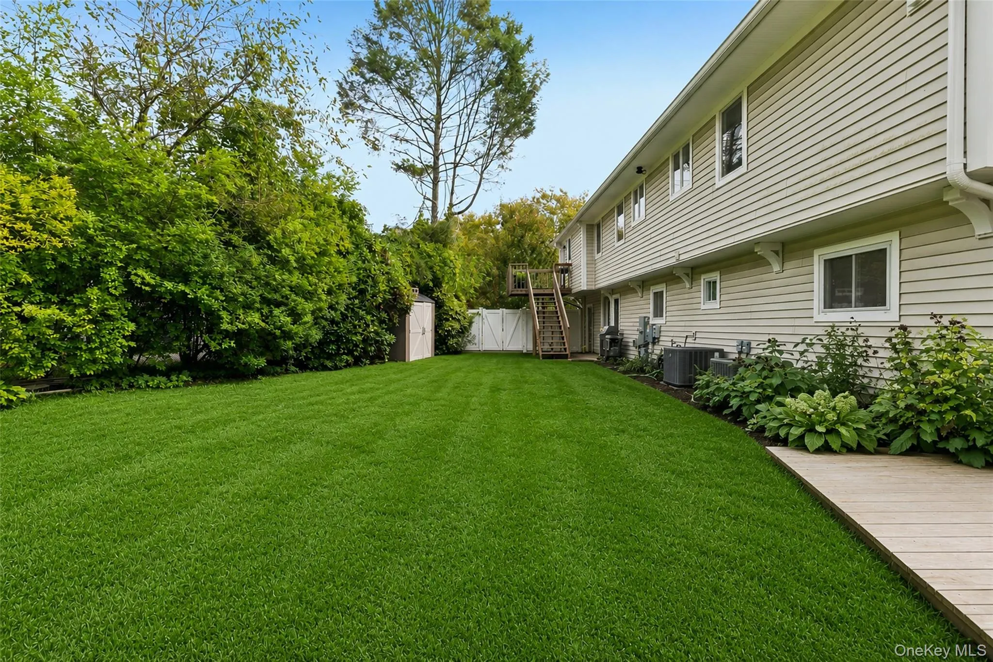 7 Dalton Lane, Huntington, NY, 4 Bedrooms Bedrooms, 11 Rooms Rooms,2 BathroomsBathrooms,Residential,For Rent,Dalton,0,1004241 7 Dalton Lane, Huntington, NY, 4 Bedrooms Bedrooms, 11 Rooms Rooms,2 BathroomsBathrooms,Residential,For Rent,Dalton,0,1004241