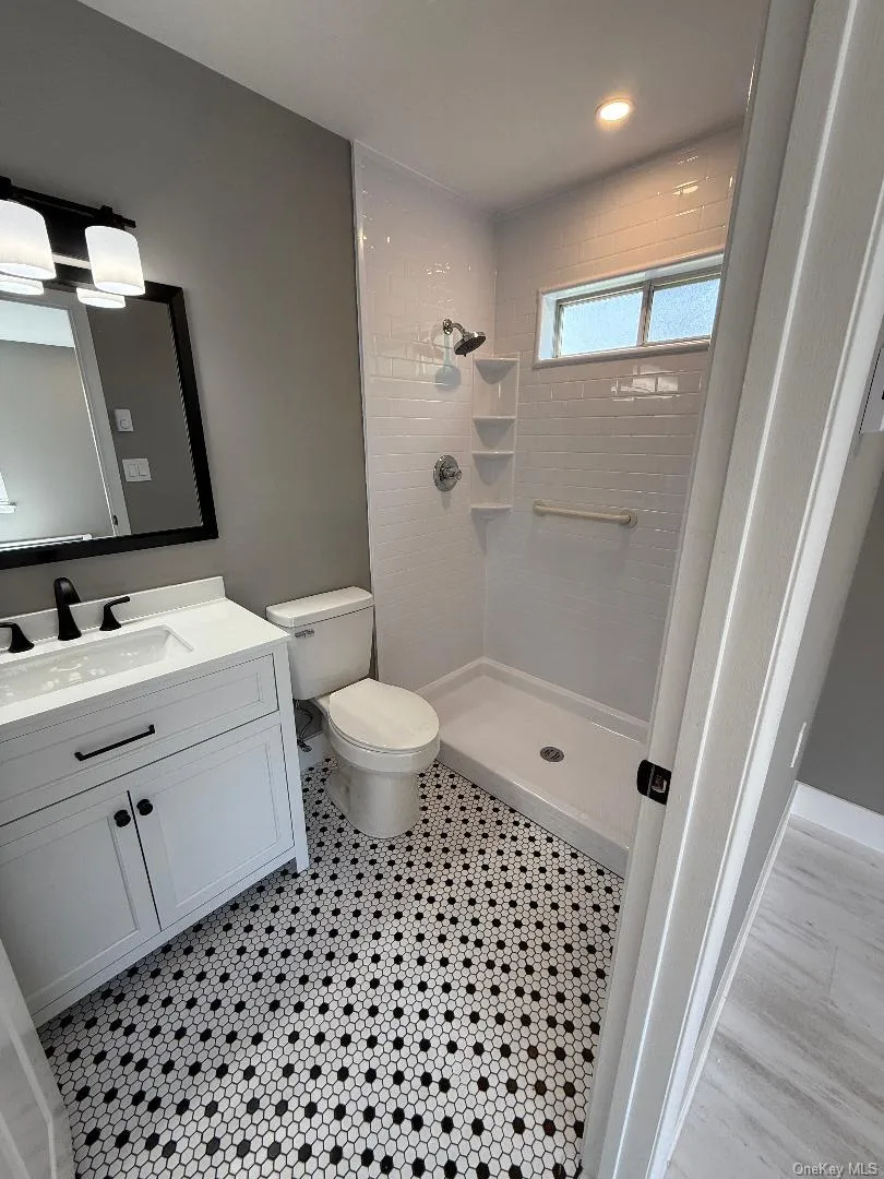 379 Larchmont Court, Brookhaven, NY, 2 Bedrooms Bedrooms, 6 Rooms Rooms,2 BathroomsBathrooms,Residential,For Rent,Larchmont,0,1004246 379 Larchmont Court, Brookhaven, NY, 2 Bedrooms Bedrooms, 6 Rooms Rooms,2 BathroomsBathrooms,Residential,For Rent,Larchmont,0,1004246