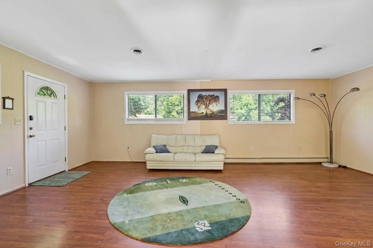 5 Shagbark Court, Clarkstown, NY, 5 Bedrooms Bedrooms, 13 Rooms Rooms,3 BathroomsBathrooms,Residential,For Rent,Shagbark,0,1004258 5 Shagbark Court, Clarkstown, NY, 5 Bedrooms Bedrooms, 13 Rooms Rooms,3 BathroomsBathrooms,Residential,For Rent,Shagbark,0,1004258
