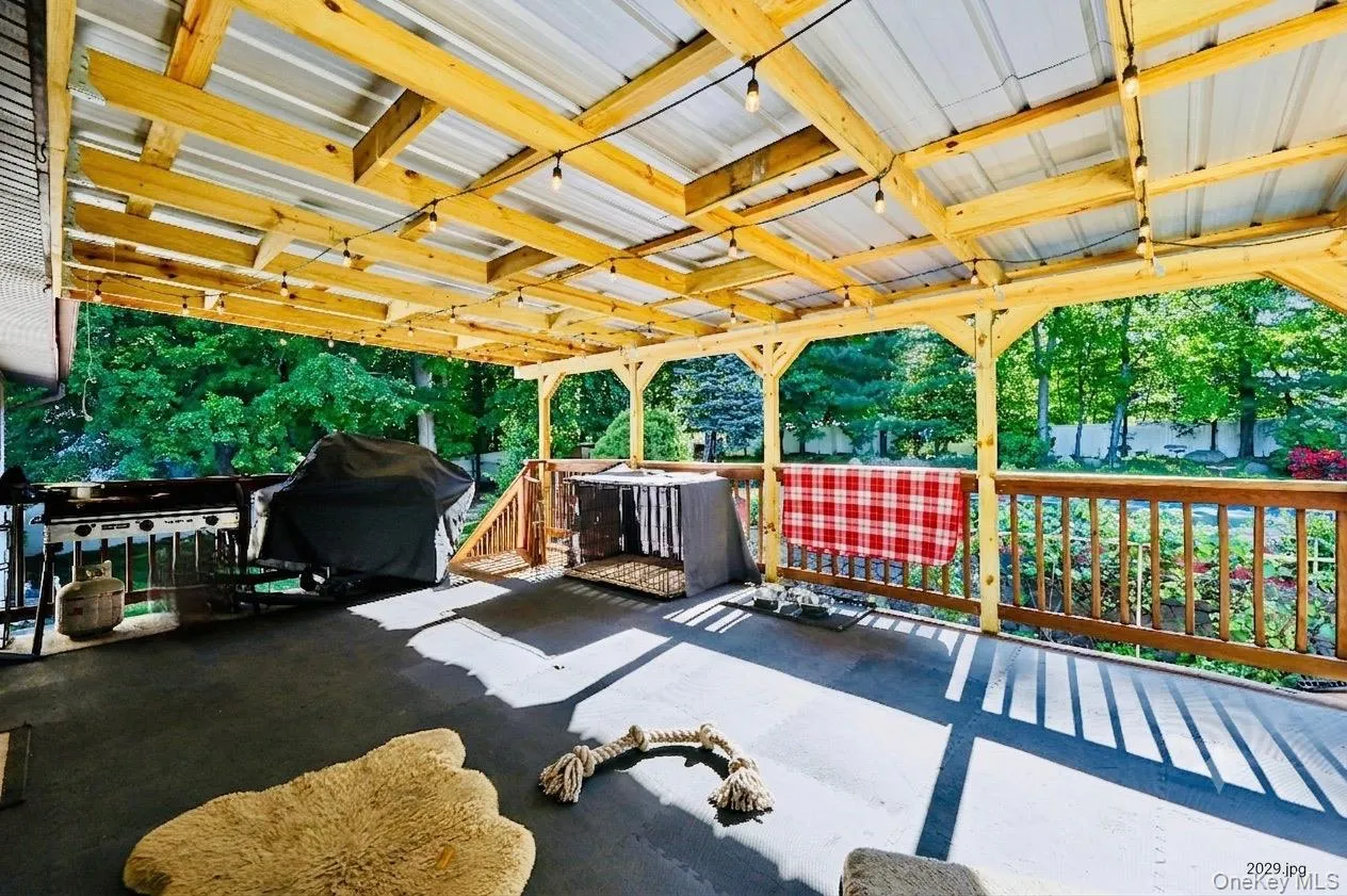 5 Shagbark Court, Clarkstown, NY, 5 Bedrooms Bedrooms, 13 Rooms Rooms,3 BathroomsBathrooms,Residential,For Rent,Shagbark,0,1004258 5 Shagbark Court, Clarkstown, NY, 5 Bedrooms Bedrooms, 13 Rooms Rooms,3 BathroomsBathrooms,Residential,For Rent,Shagbark,0,1004258