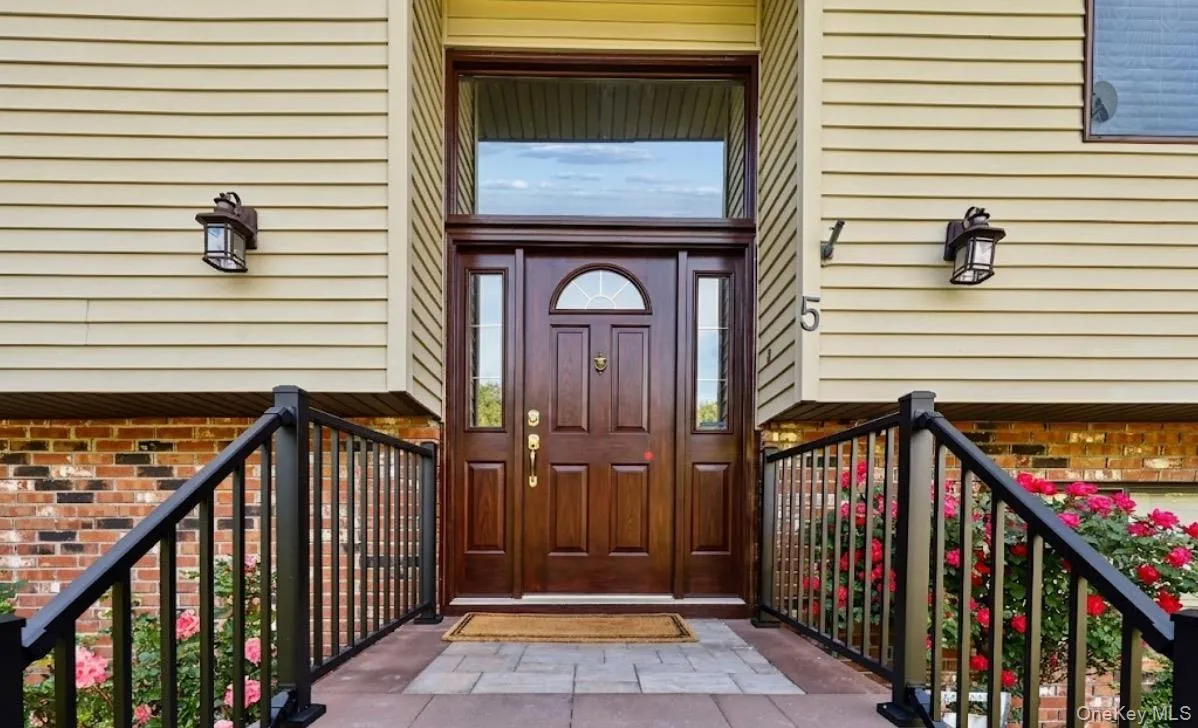 5 Shagbark Court, Clarkstown, NY, 5 Bedrooms Bedrooms, 13 Rooms Rooms,3 BathroomsBathrooms,Residential,For Rent,Shagbark,0,1004258 5 Shagbark Court, Clarkstown, NY, 5 Bedrooms Bedrooms, 13 Rooms Rooms,3 BathroomsBathrooms,Residential,For Rent,Shagbark,0,1004258