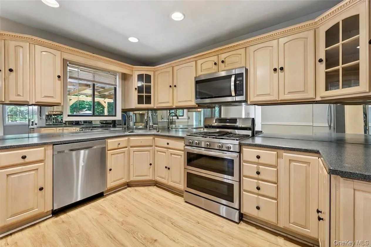 5 Shagbark Court, Clarkstown, NY, 5 Bedrooms Bedrooms, 13 Rooms Rooms,3 BathroomsBathrooms,Residential,For Rent,Shagbark,0,1004258 5 Shagbark Court, Clarkstown, NY, 5 Bedrooms Bedrooms, 13 Rooms Rooms,3 BathroomsBathrooms,Residential,For Rent,Shagbark,0,1004258
