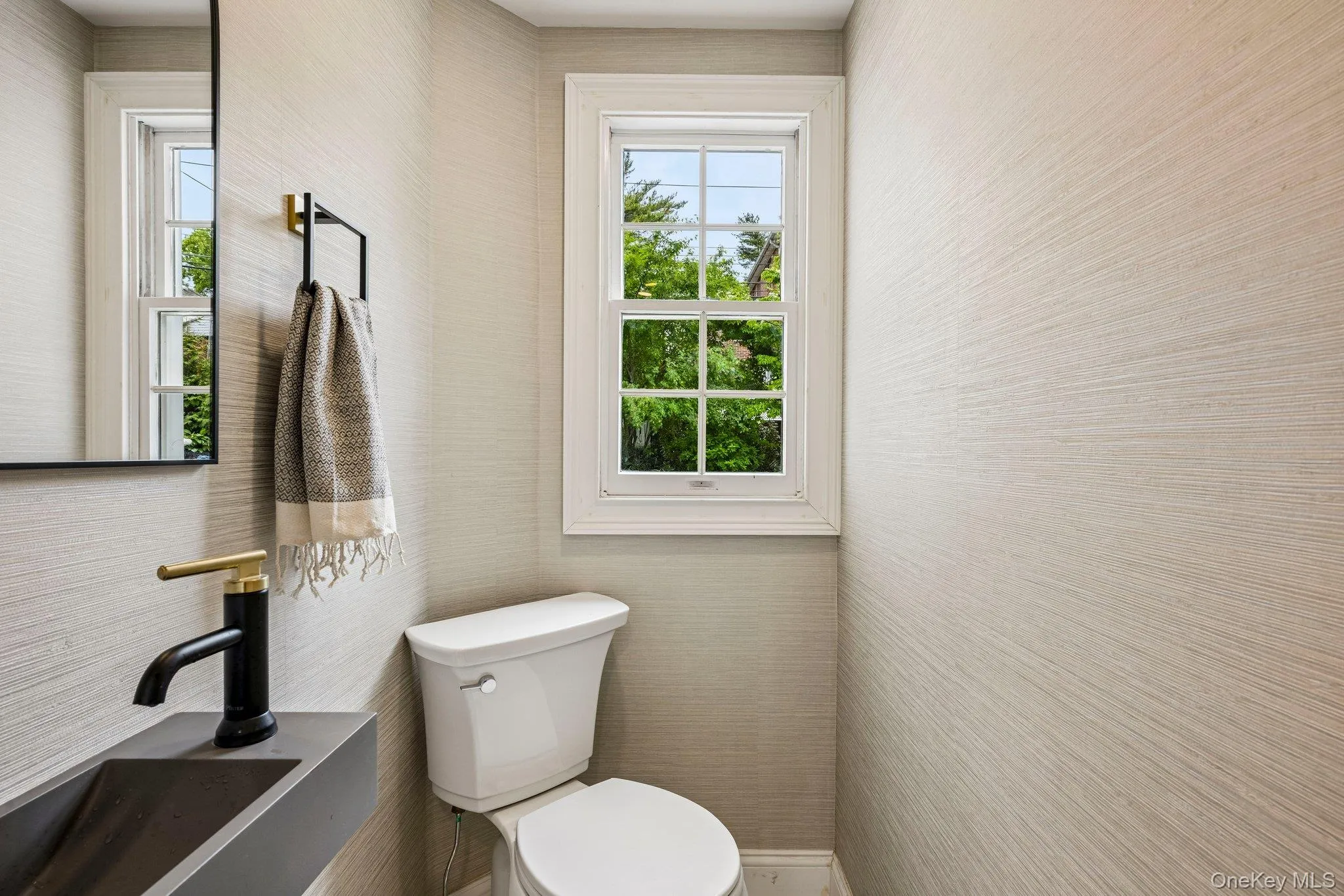 Powder Room Powder Room