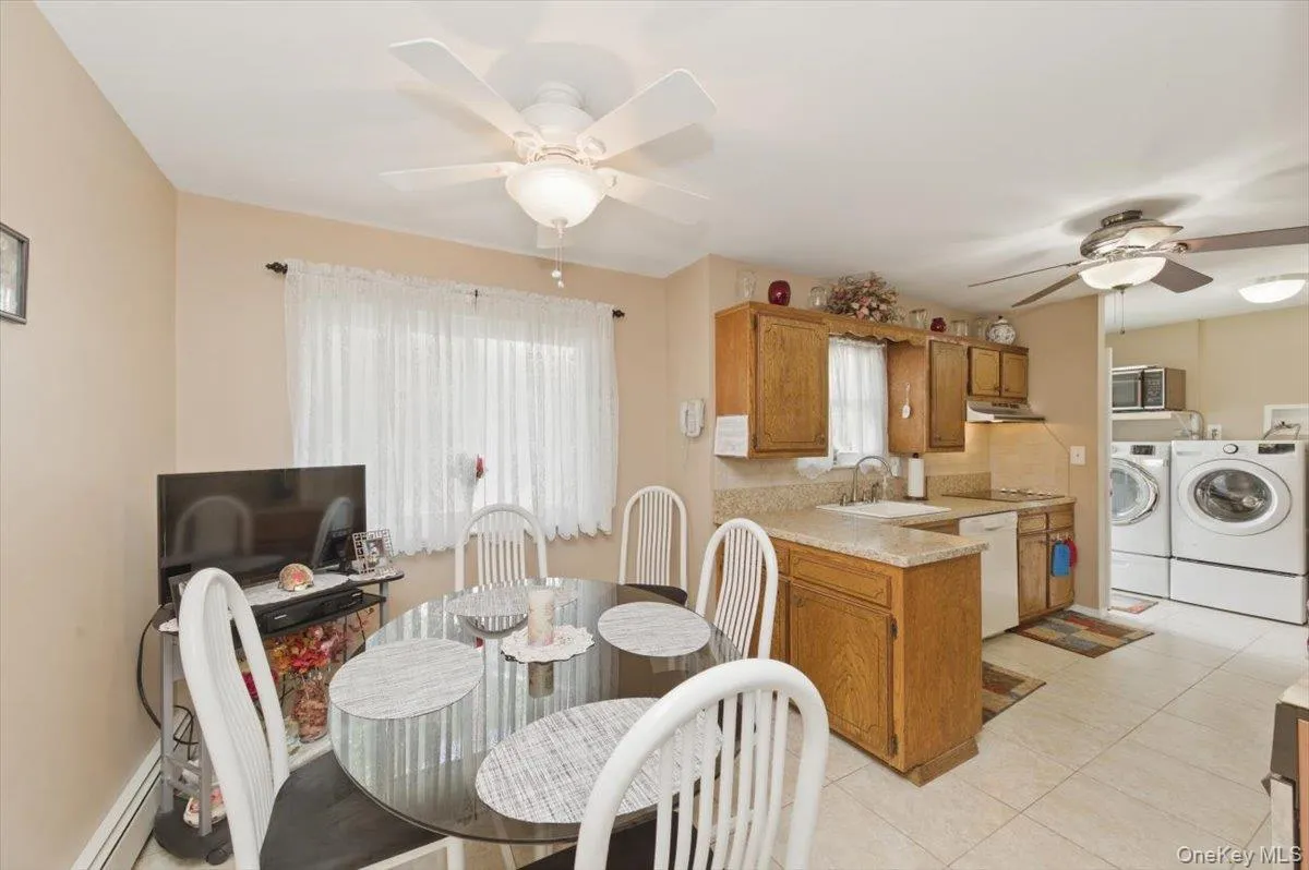 5 Spruceton Street, Brookhaven, NY, 4 Bedrooms Bedrooms, 9 Rooms Rooms,2 BathroomsBathrooms,Residential,For Rent,Spruceton,0,1004260 5 Spruceton Street, Brookhaven, NY, 4 Bedrooms Bedrooms, 9 Rooms Rooms,2 BathroomsBathrooms,Residential,For Rent,Spruceton,0,1004260