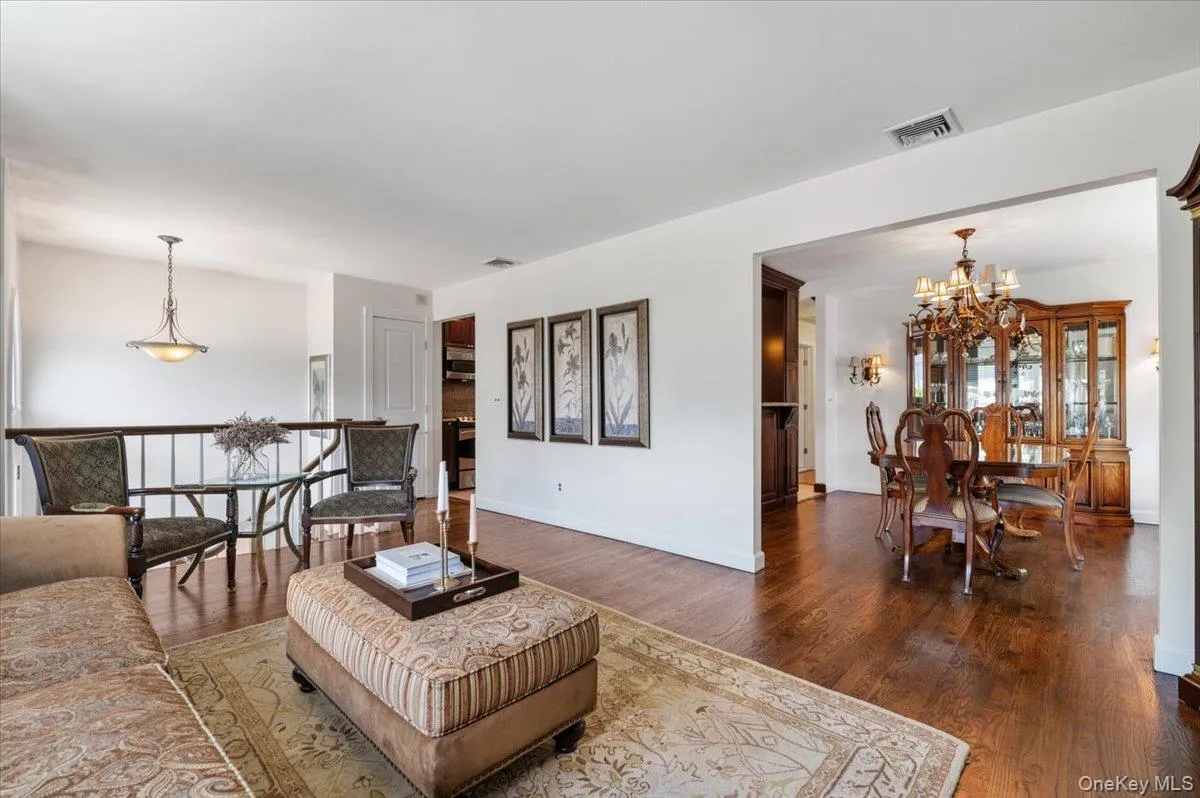 2499 Haff Avenue, Hempstead, NY, 4 Bedrooms Bedrooms, 9 Rooms Rooms,2 BathroomsBathrooms,Residential,For Rent,Haff,0,1004263 2499 Haff Avenue, Hempstead, NY, 4 Bedrooms Bedrooms, 9 Rooms Rooms,2 BathroomsBathrooms,Residential,For Rent,Haff,0,1004263