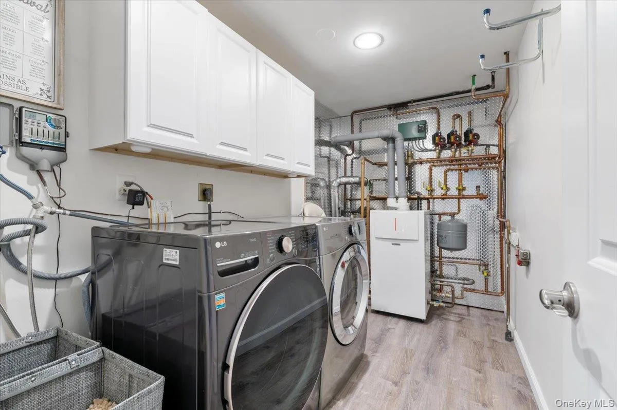 2499 Haff Avenue, Hempstead, NY, 4 Bedrooms Bedrooms, 9 Rooms Rooms,2 BathroomsBathrooms,Residential,For Rent,Haff,0,1004263 2499 Haff Avenue, Hempstead, NY, 4 Bedrooms Bedrooms, 9 Rooms Rooms,2 BathroomsBathrooms,Residential,For Rent,Haff,0,1004263