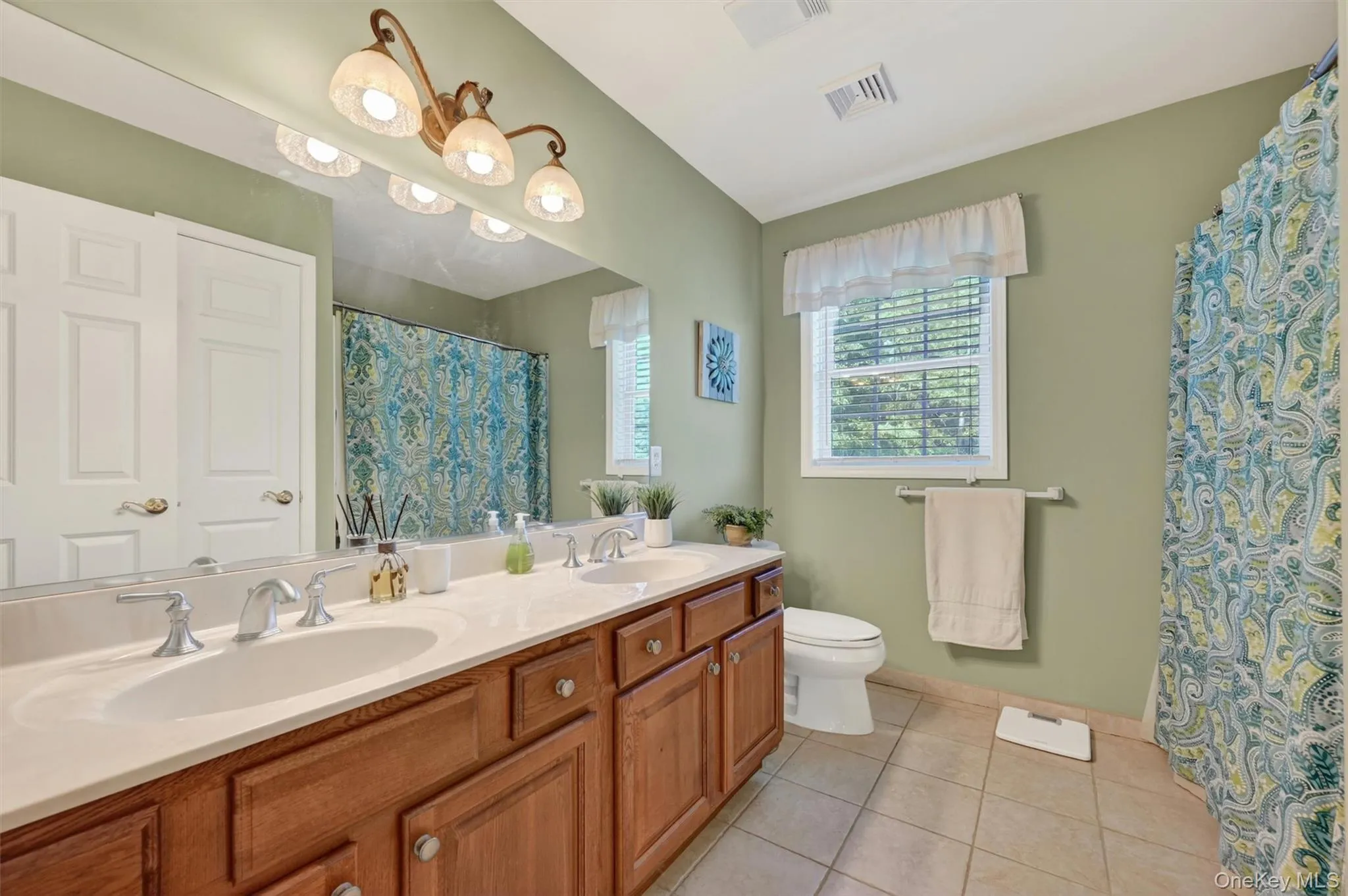 44 Duncan Avenue, Cornwall, NY, 4 Bedrooms Bedrooms, 9 Rooms Rooms,2 BathroomsBathrooms,Residential,For Rent,Duncan,0,1004264 44 Duncan Avenue, Cornwall, NY, 4 Bedrooms Bedrooms, 9 Rooms Rooms,2 BathroomsBathrooms,Residential,For Rent,Duncan,0,1004264